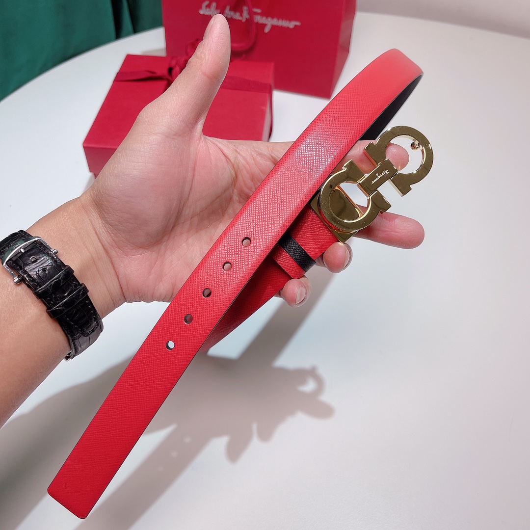 Salvatore Ferragamo Female Leather Belt Top Grain Leather M