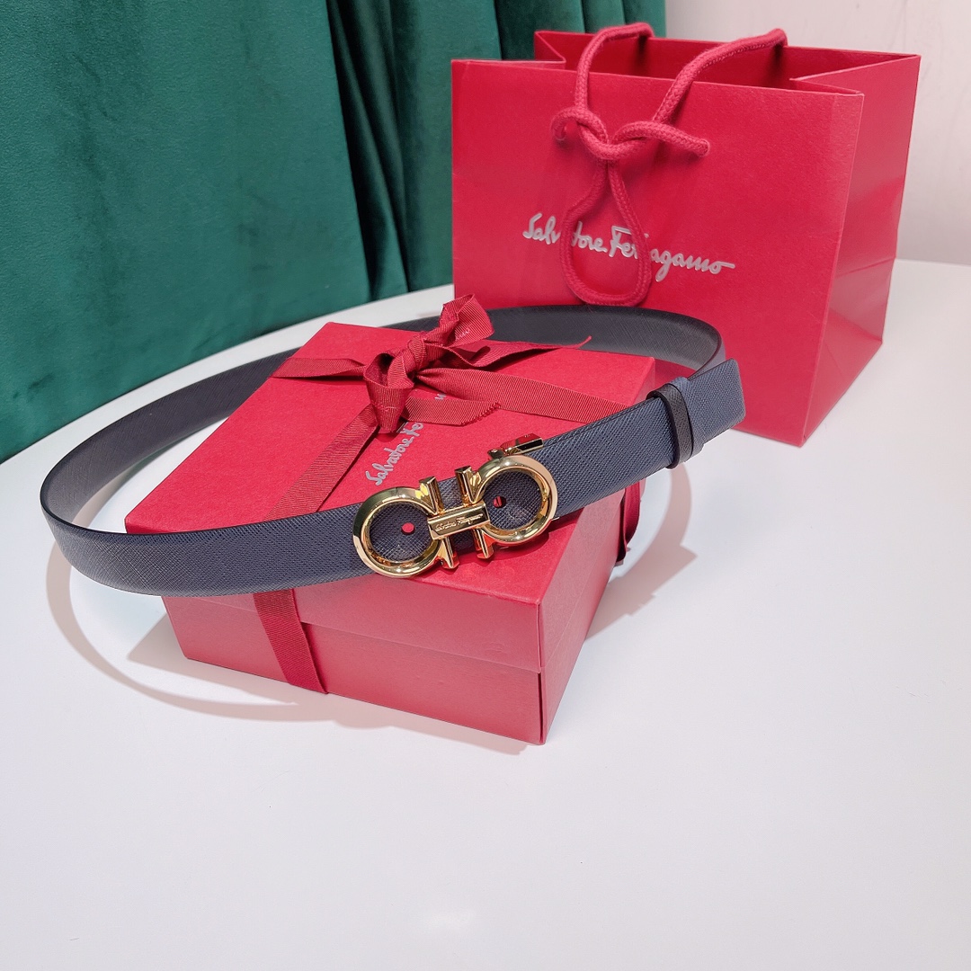 Salvatore Ferragamo Female Leather Belt Top Grain Leather M