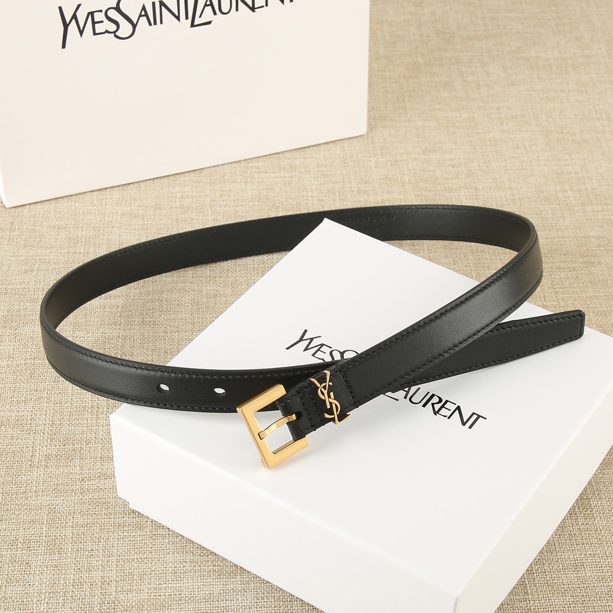 Saint Laurent Female Basic Belt Cow Leather M