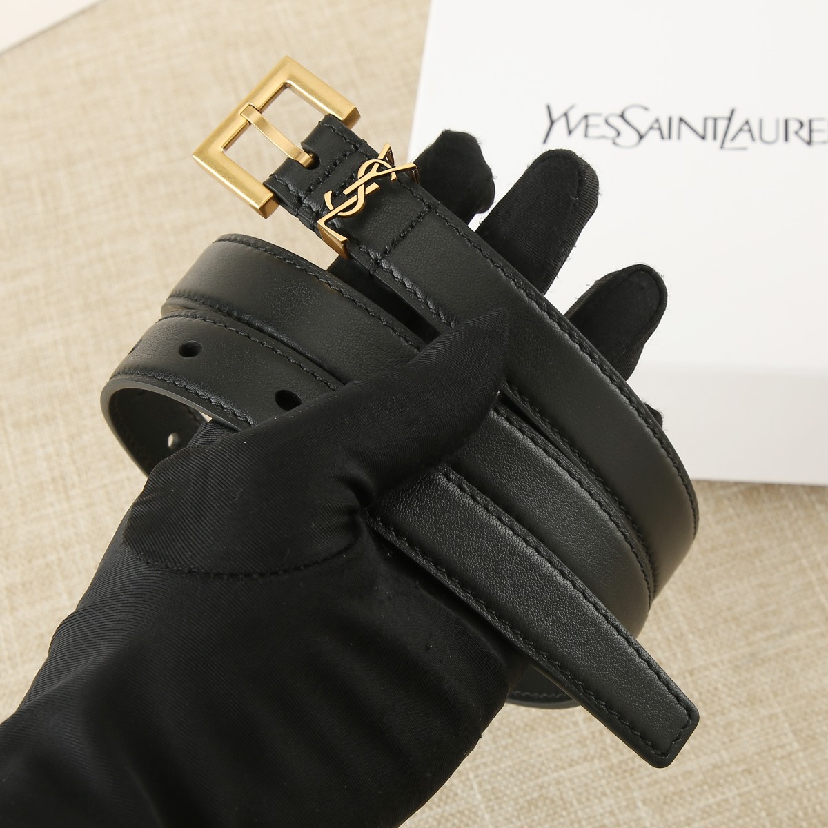 Saint Laurent Female Basic Belt Cow Leather M