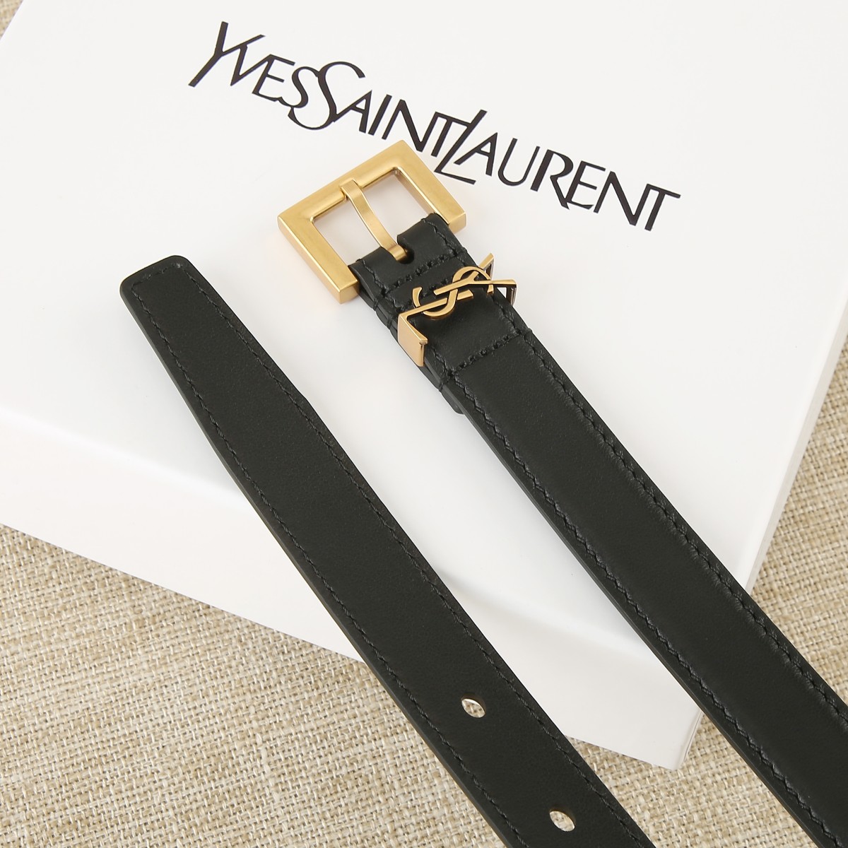 Saint Laurent Female Basic Belt Cow Leather M