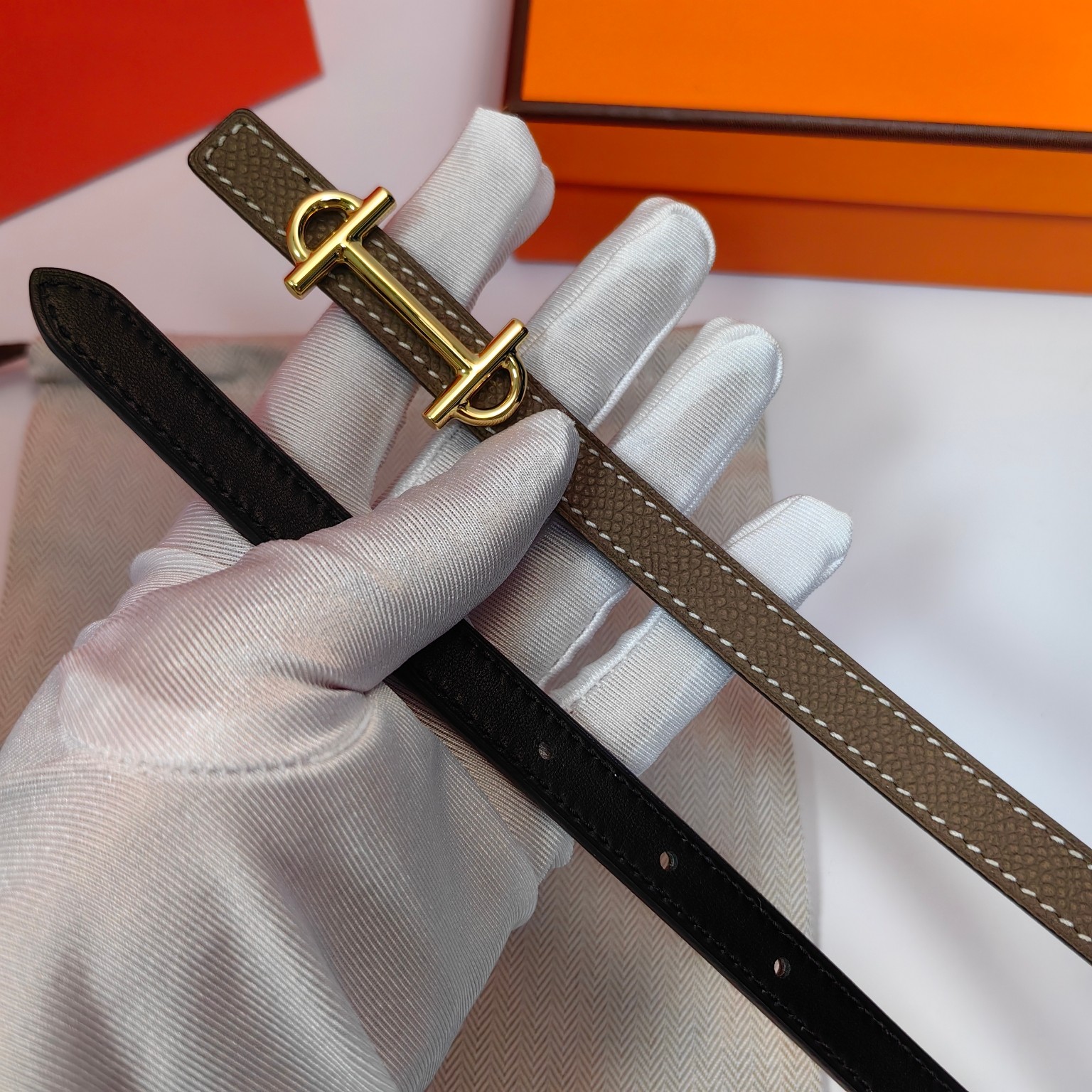 Hermès Female Basic Belt Cow Leather M