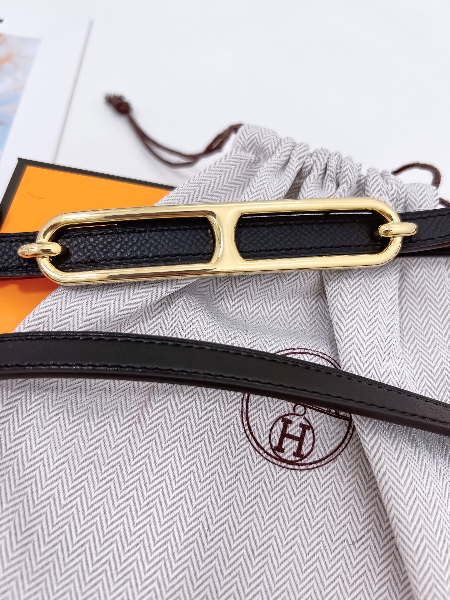 Hermès Female Basic Belt Cow Leather Silver M