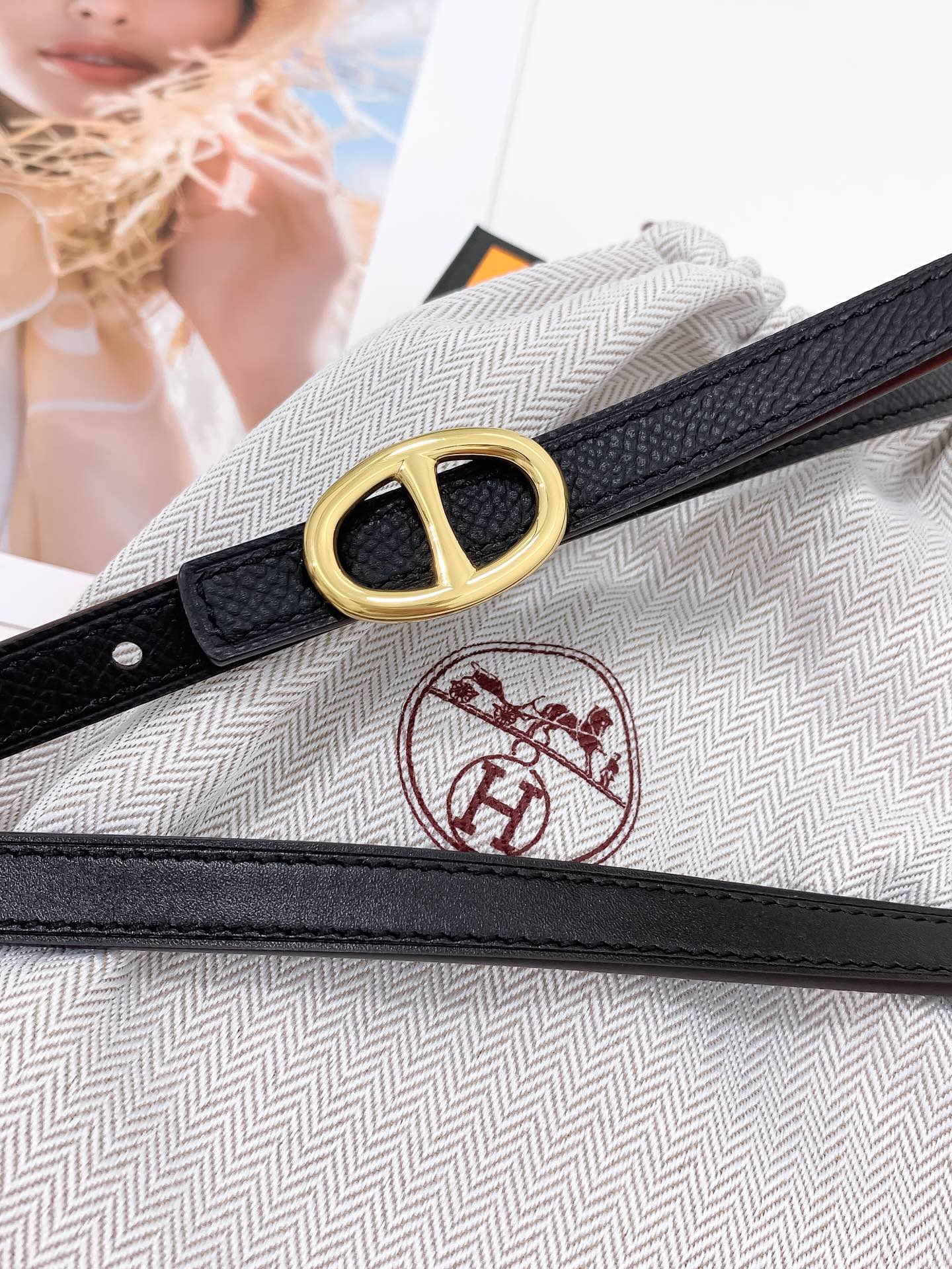 Hermès Female Basic Belt Cow Leather Silver M