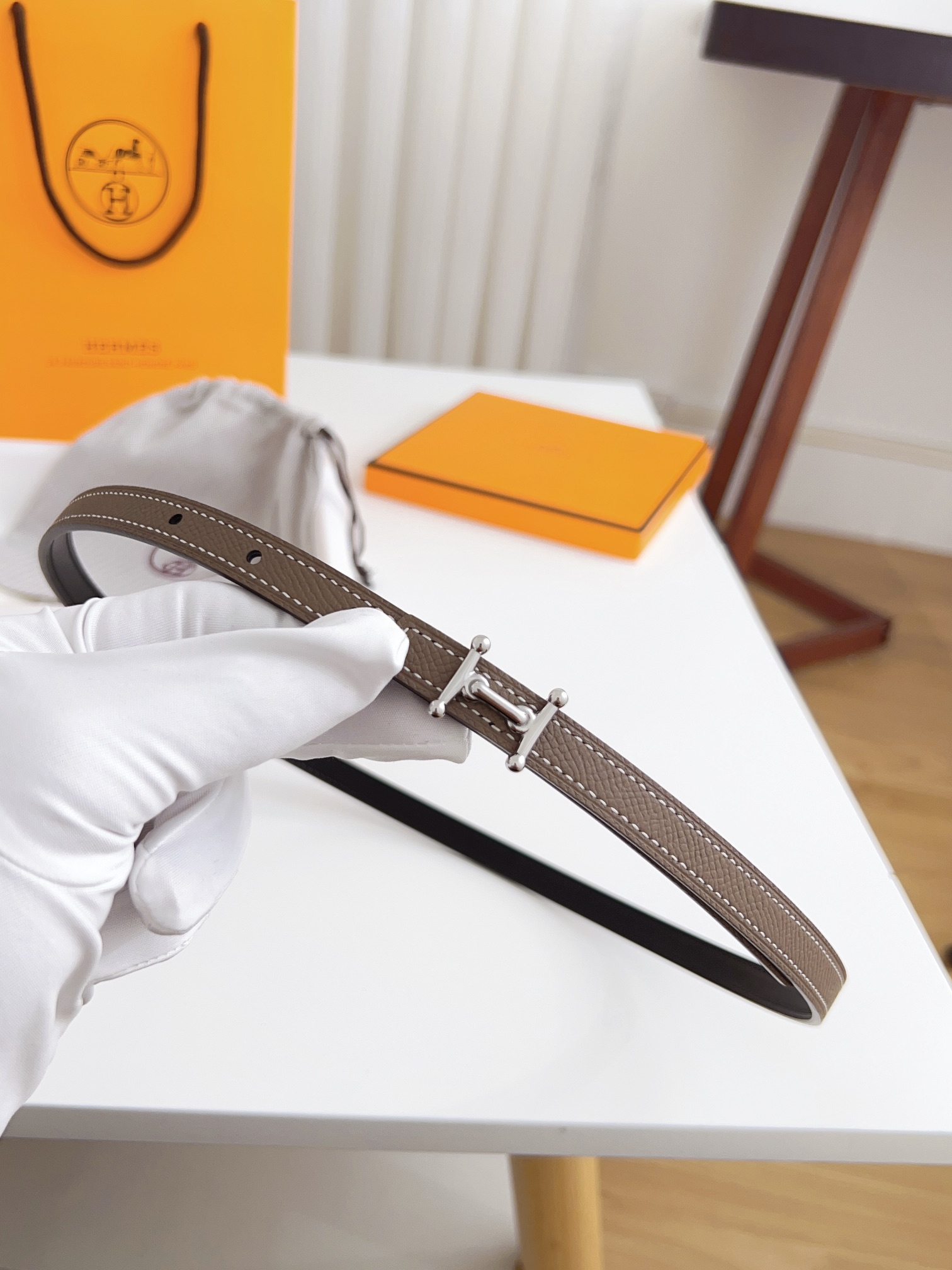 Hermès Female Basic Belt Cow Leather Silver 110cm-m