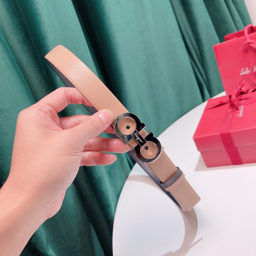 Salvatore Ferragamo Female Leather Belt Top Grain Leather M