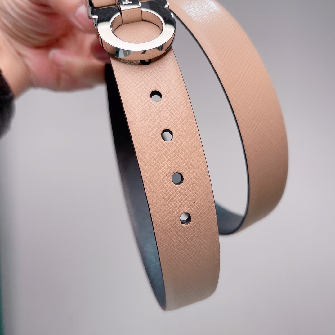 Salvatore Ferragamo Female Leather Belt Top Grain Leather M