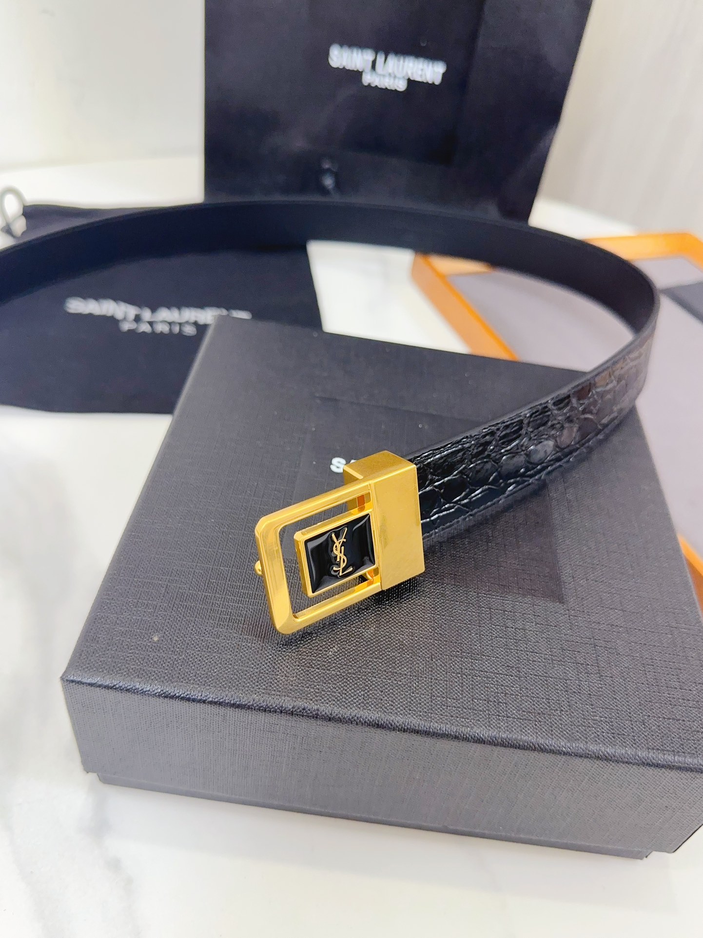 Saint Laurent Female Leather Belt S-m-l