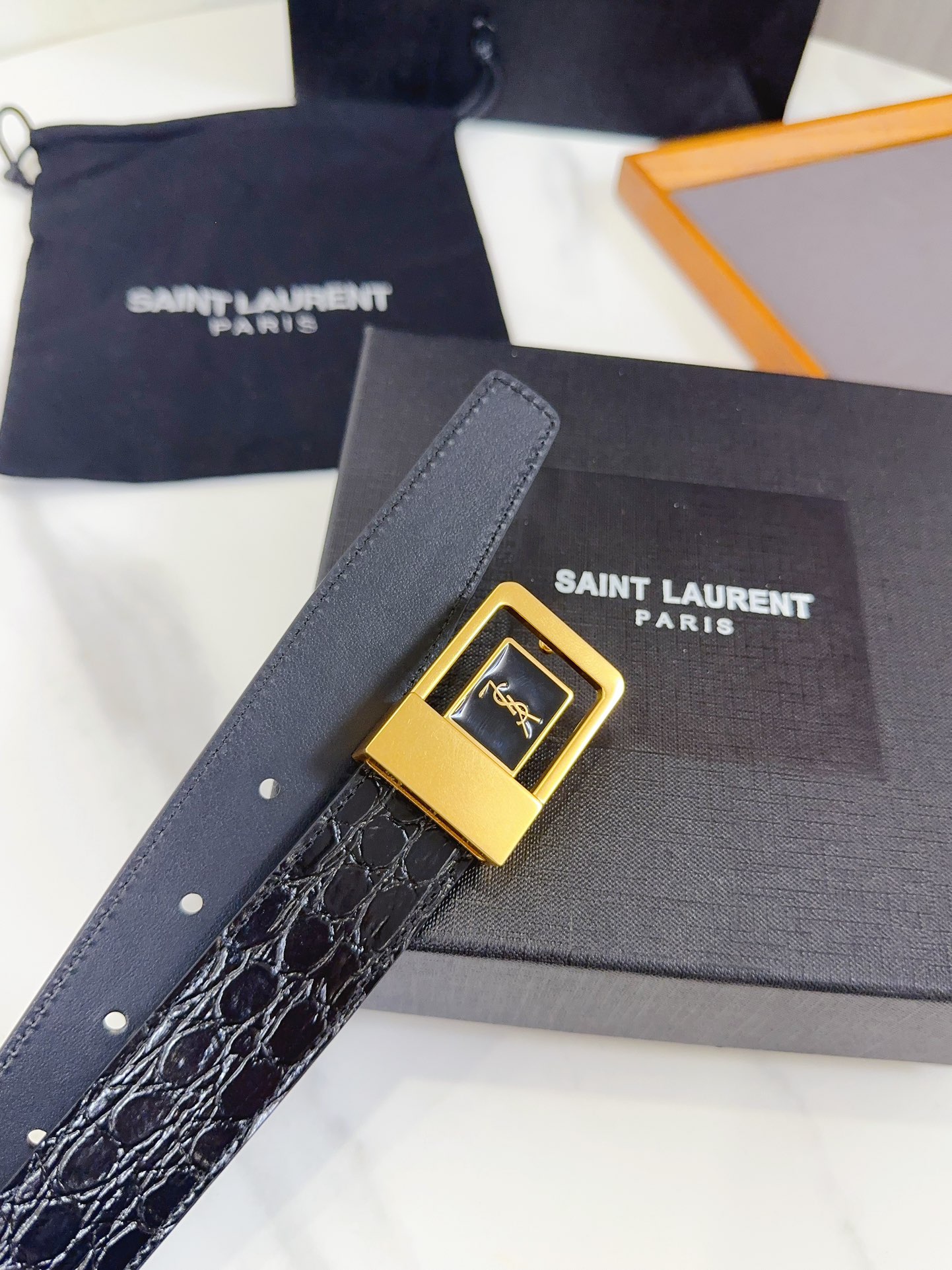 Saint Laurent Female Leather Belt S-m-l