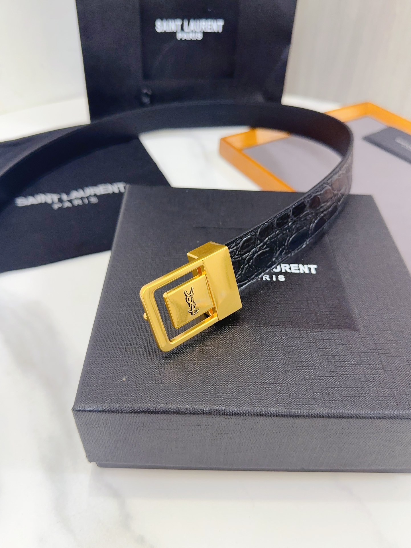 Saint Laurent Female Leather Belt S-m-l