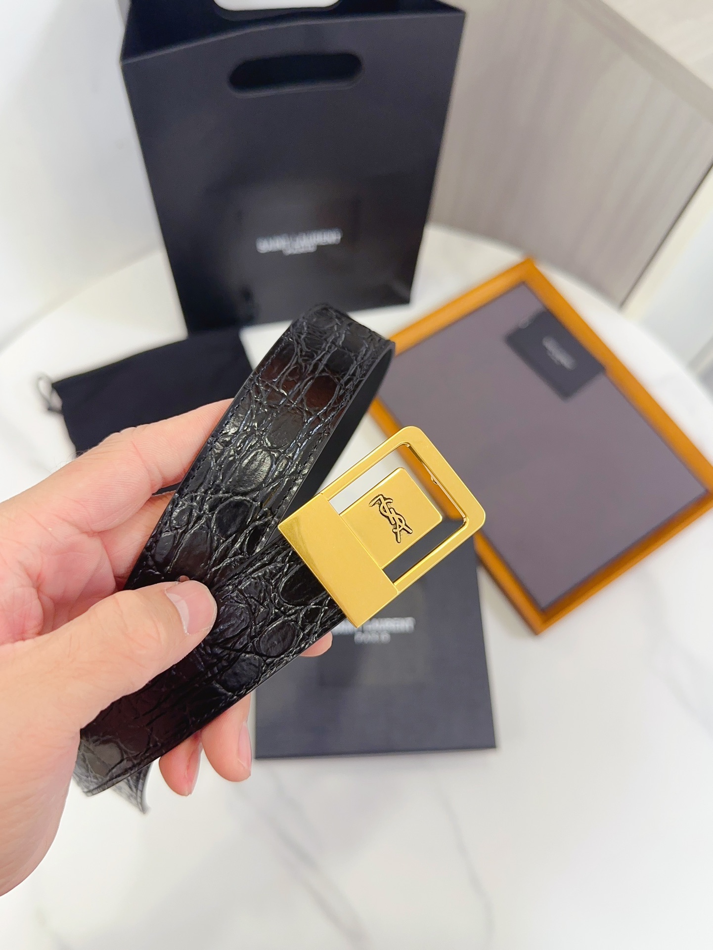 Saint Laurent Female Leather Belt S-m-l