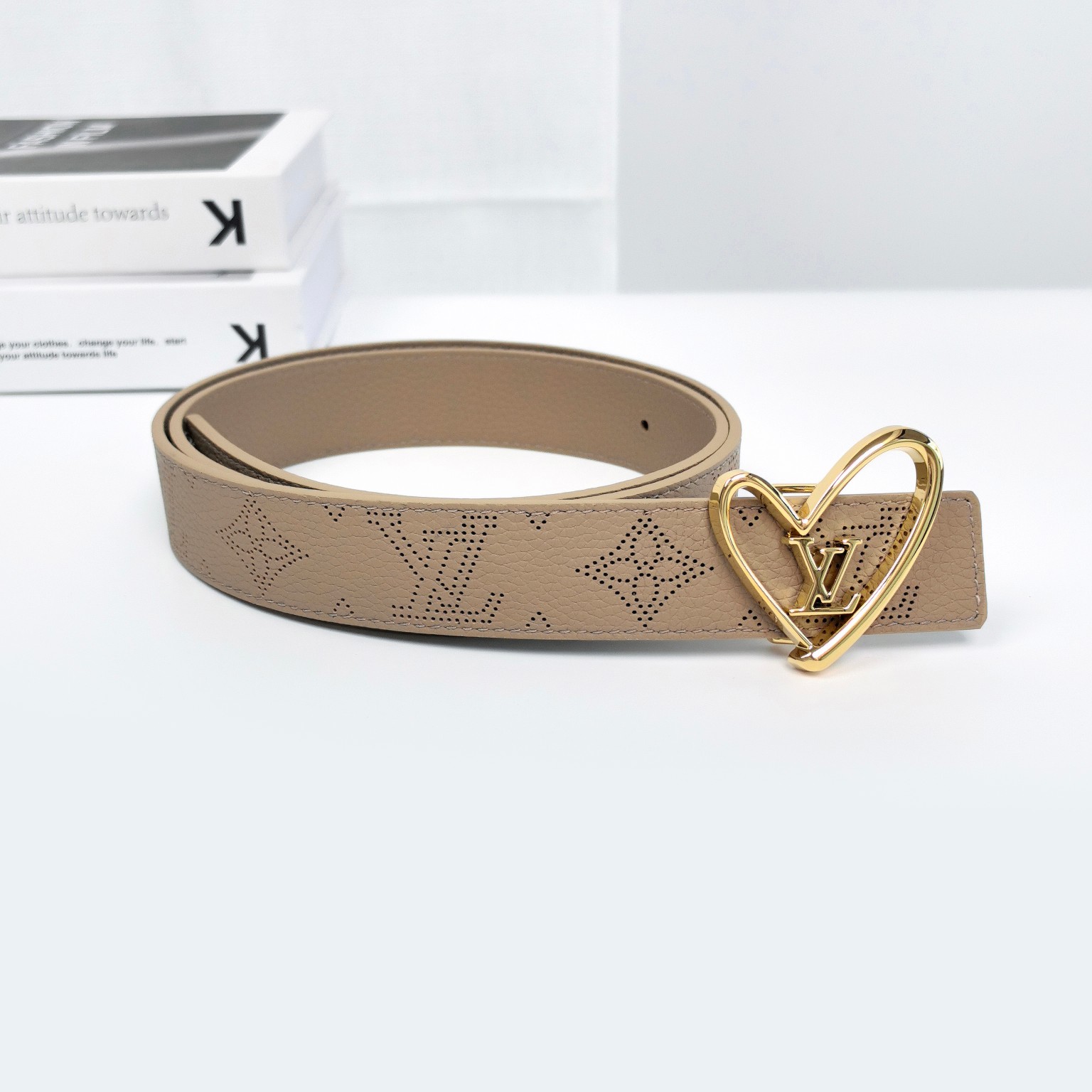 Louis Vuitton Female Basic Belt M-l
