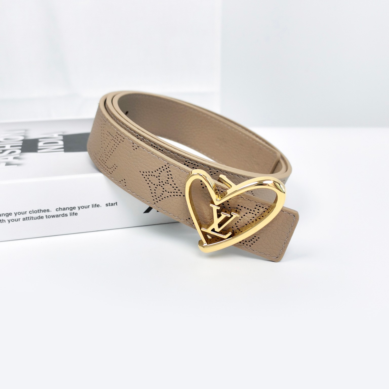 Louis Vuitton Female Basic Belt M-l
