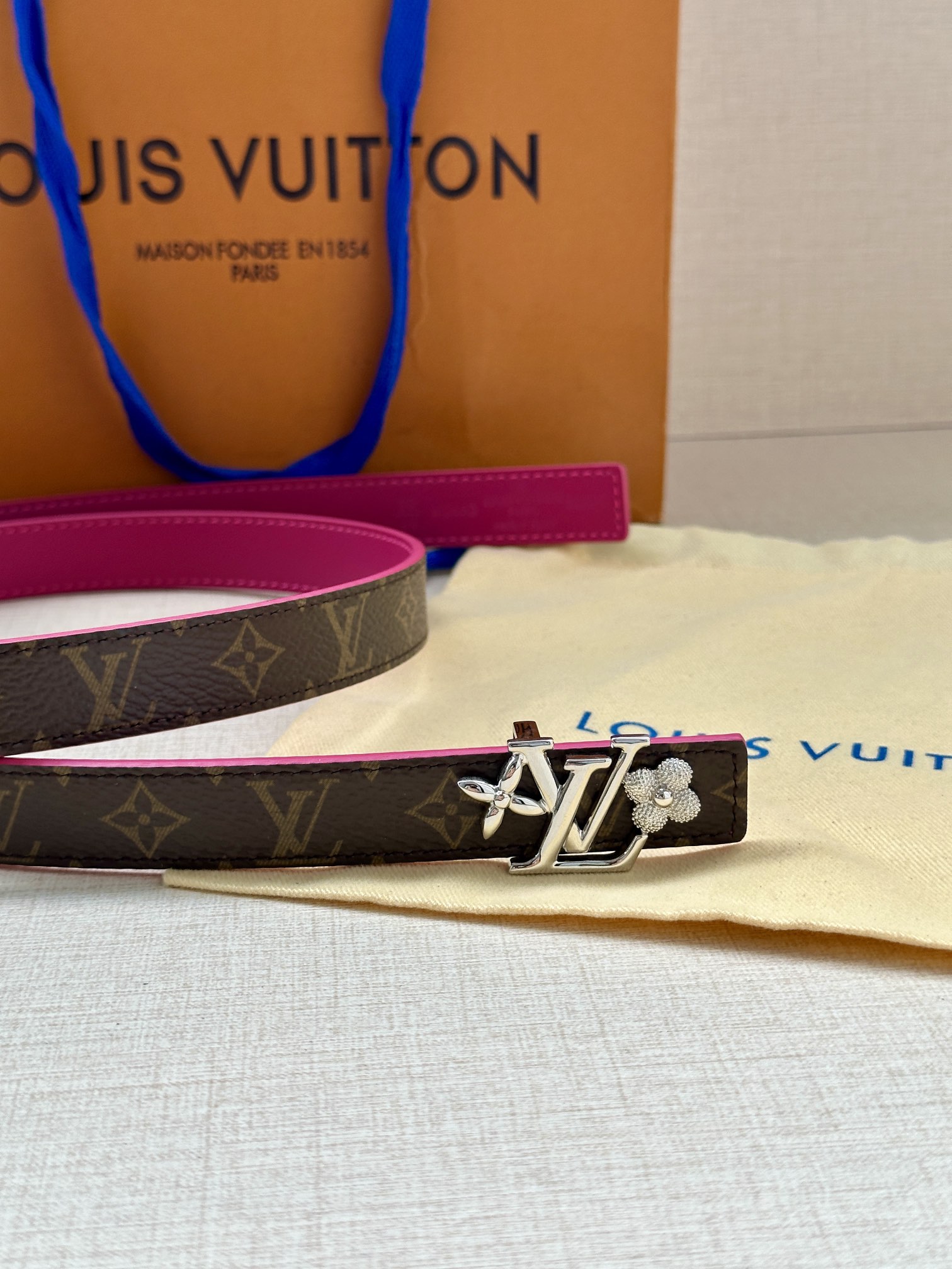 Louis Vuitton Female Basic Belt Cow Leather S-m-l