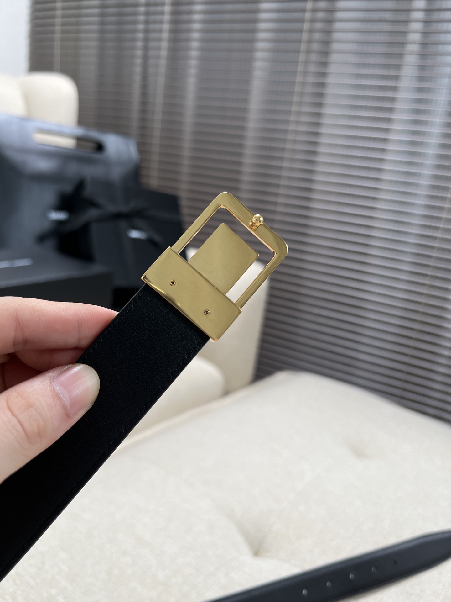 Saint Laurent Female Leather Belt S-m-l