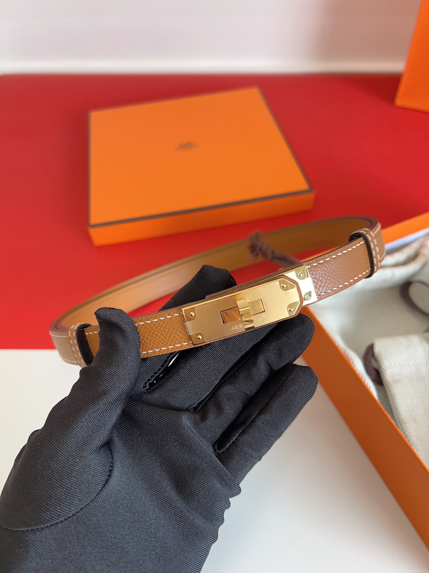 Female Basic Belt M