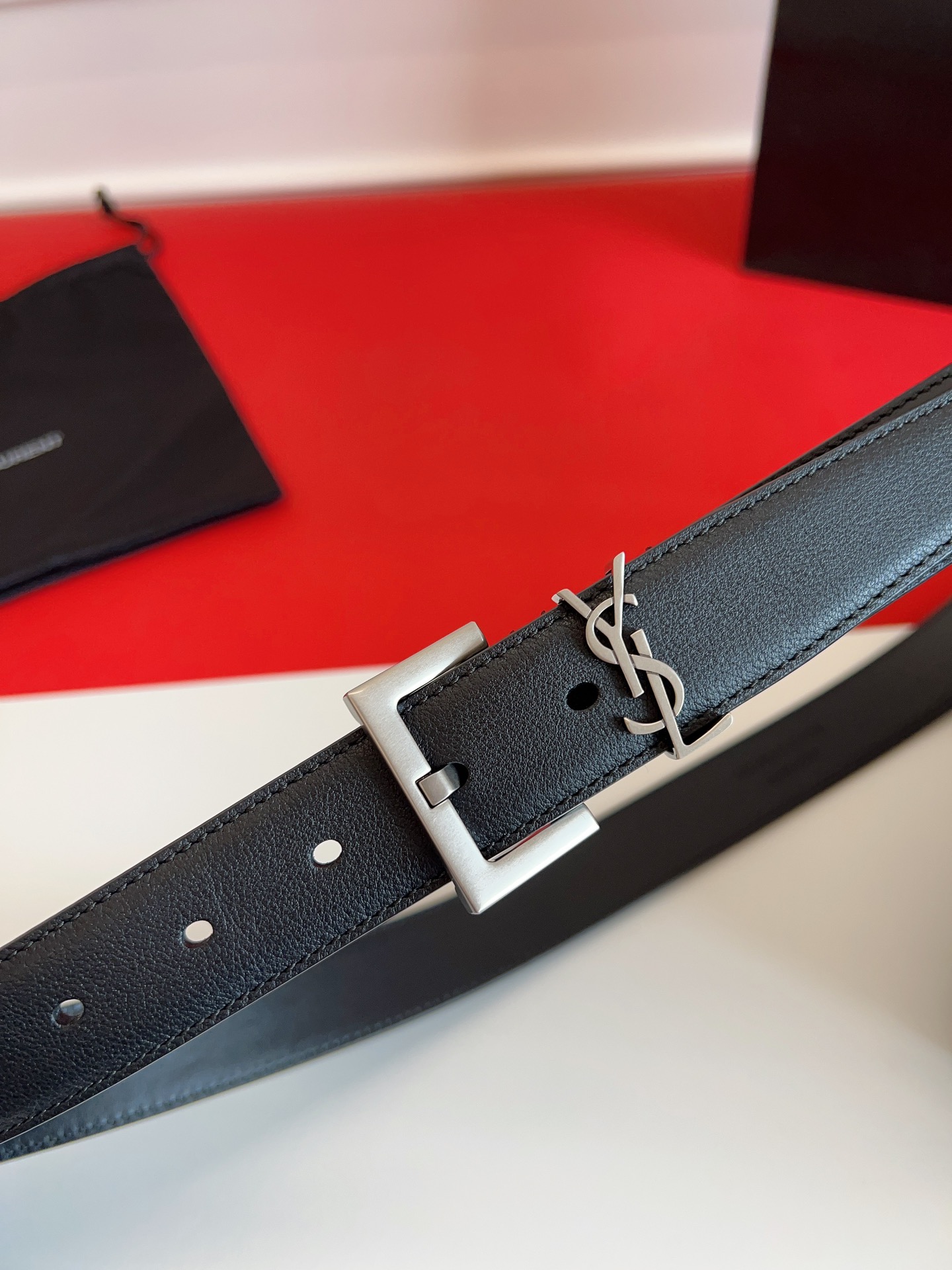 Saint Laurent Female Basic Belt M