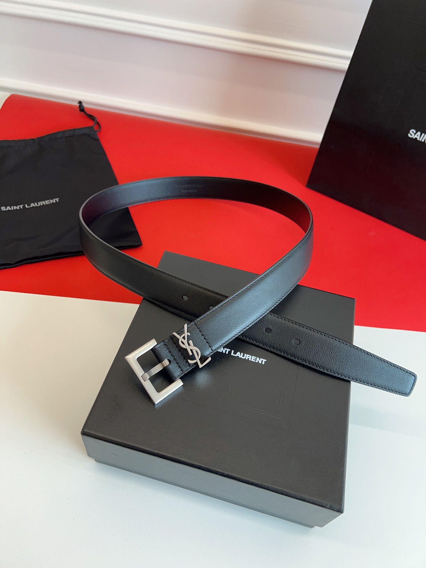 Saint Laurent Female Basic Belt M