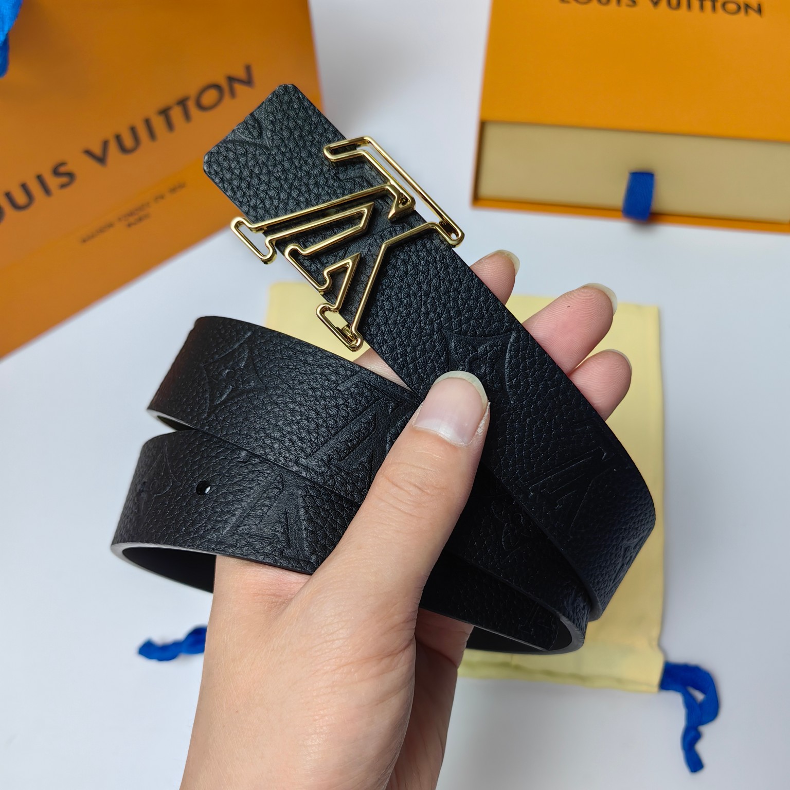 Louis Vuitton Female Basic Belt M-l