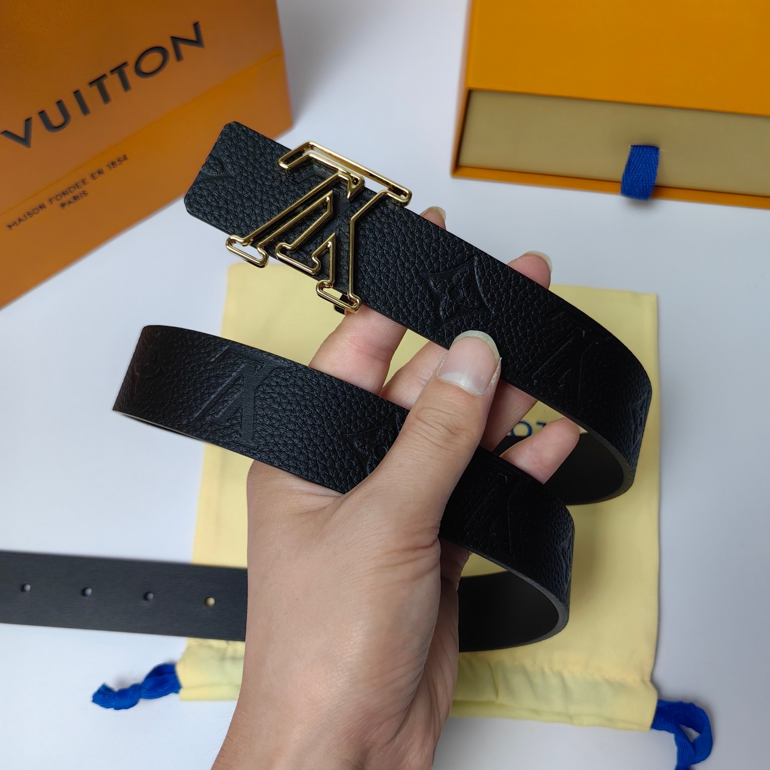 Louis Vuitton Female Basic Belt M-l