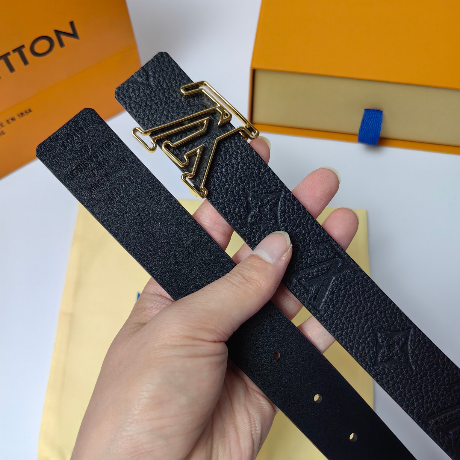 Louis Vuitton Female Basic Belt M-l