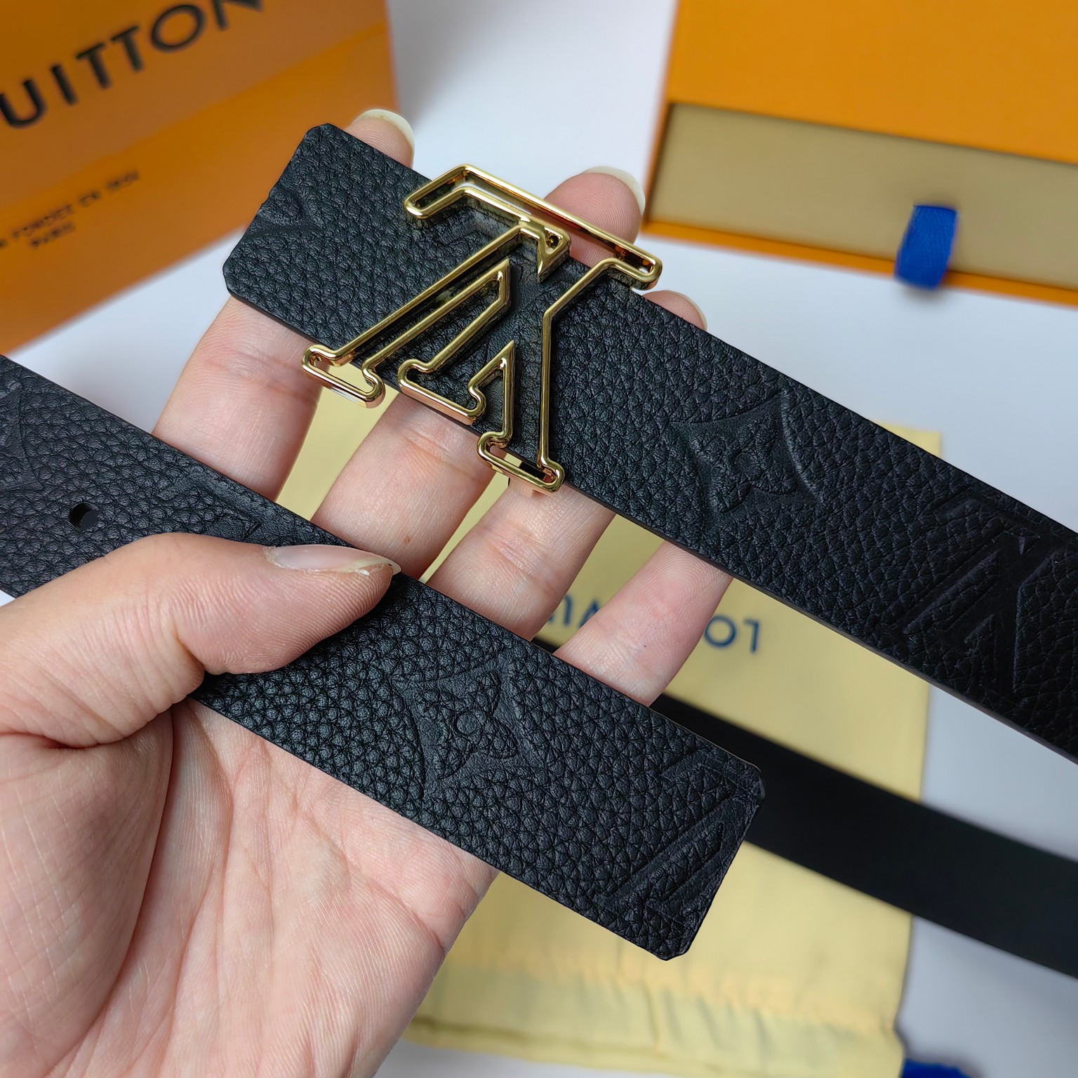 Louis Vuitton Female Basic Belt M-l