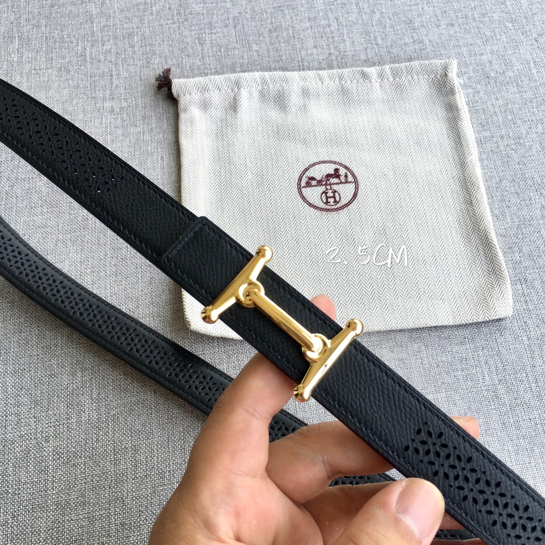 Hermès Female Basic Belt M