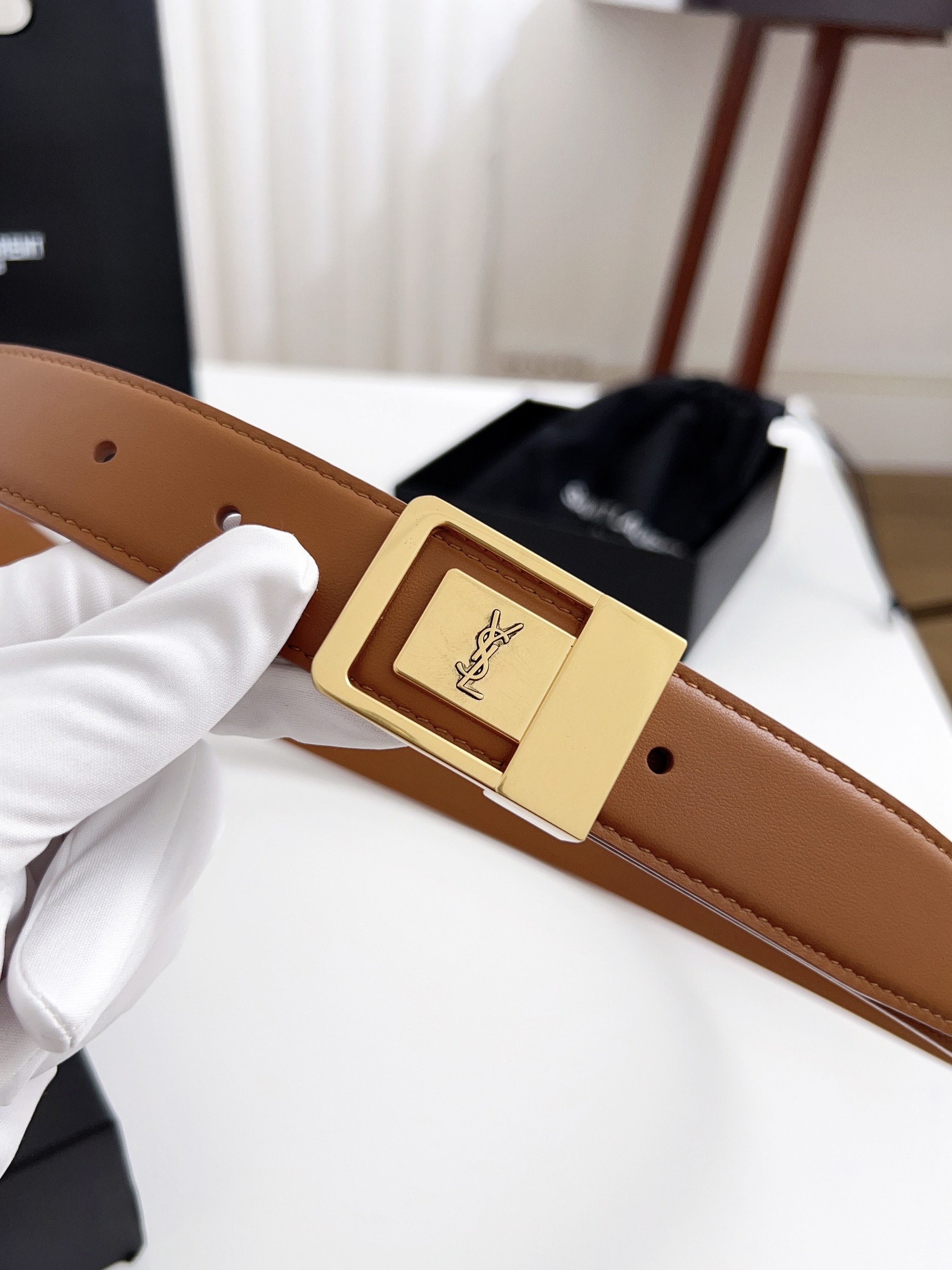 Saint Laurent Female Basic Belt Cow Leather