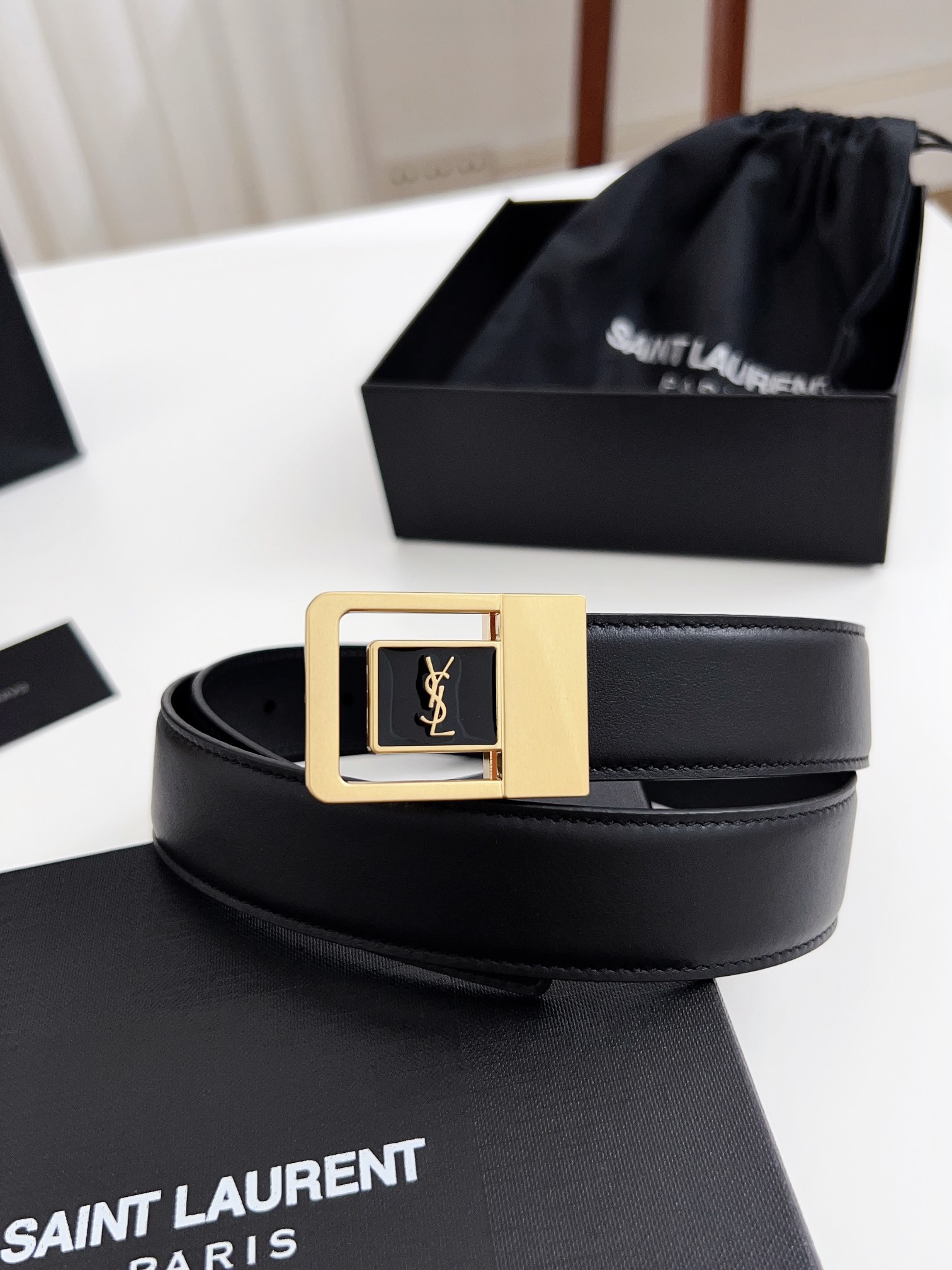 Saint Laurent Female Basic Belt Cow Leather