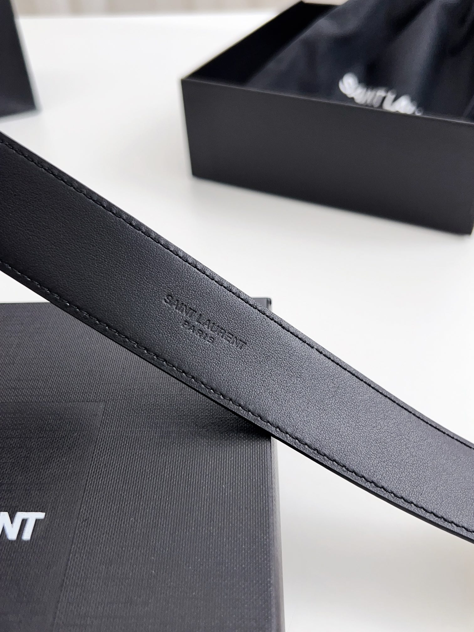 Saint Laurent Female Basic Belt Cow Leather