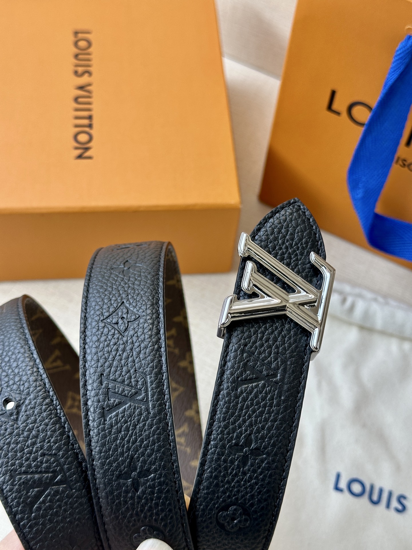 Louis Vuitton Female Basic Belt Canvas M-l