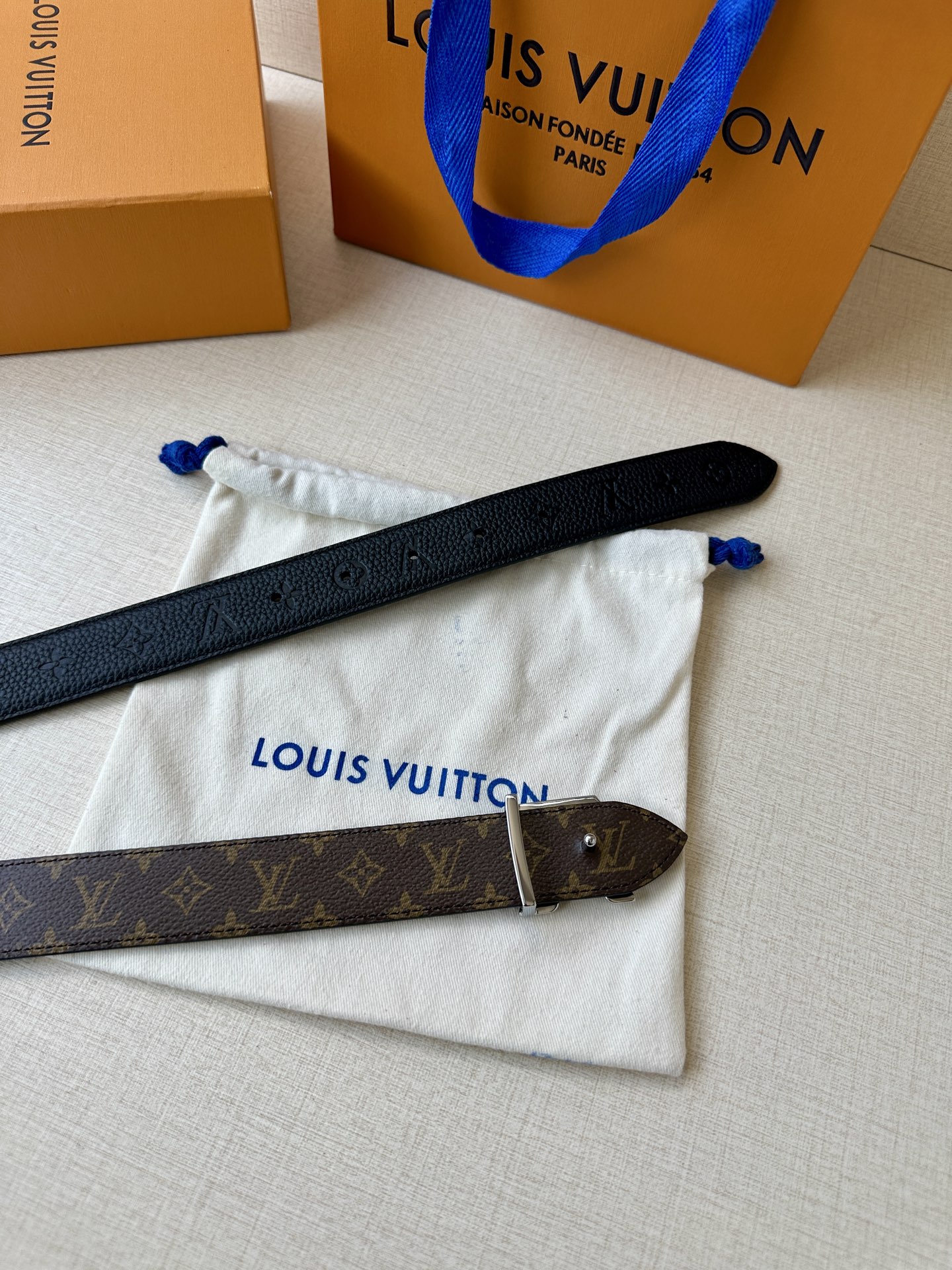 Louis Vuitton Female Basic Belt Canvas M-l