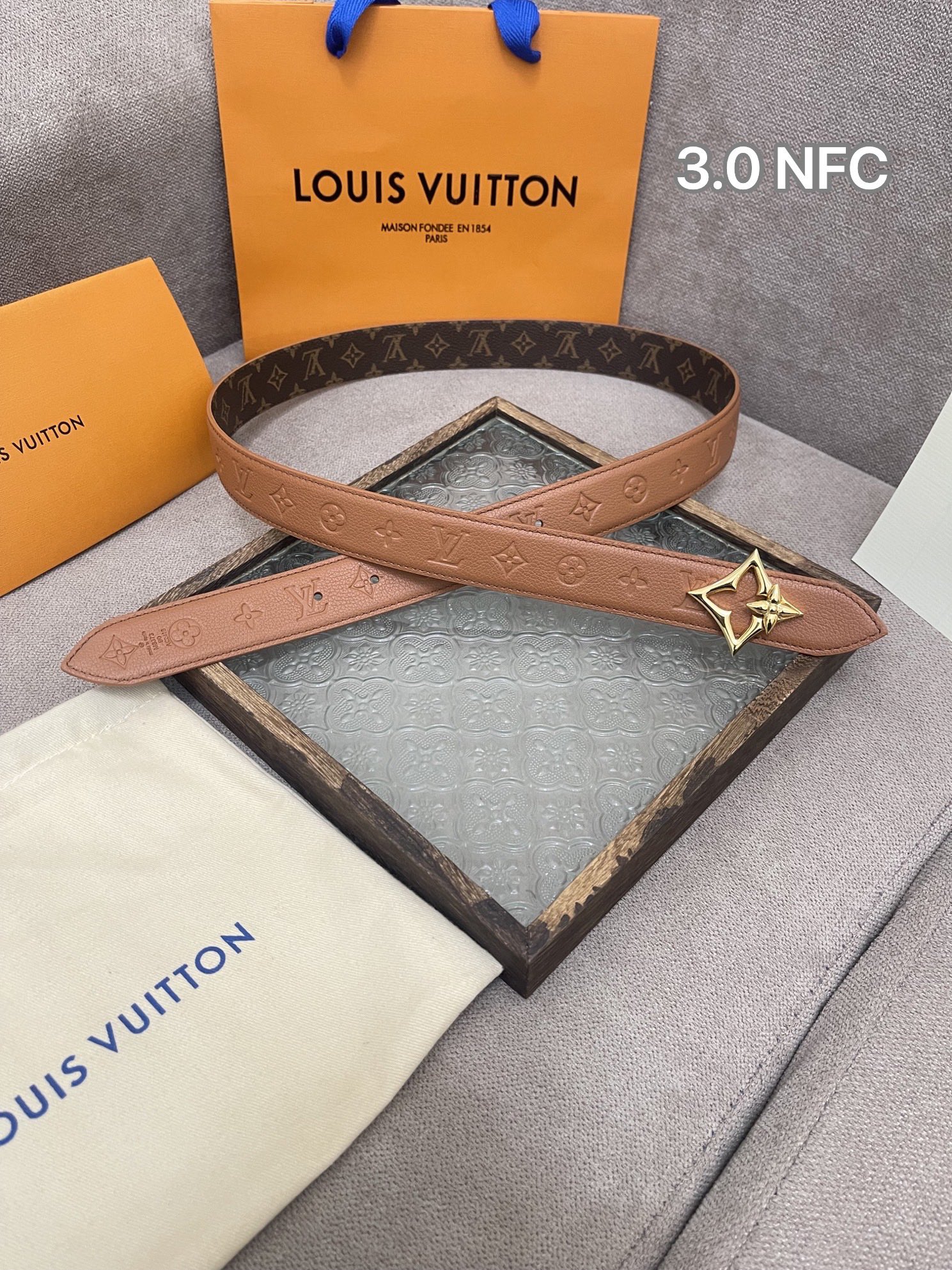 Louis Vuitton Female Basic Belt Cow Leather M-l
