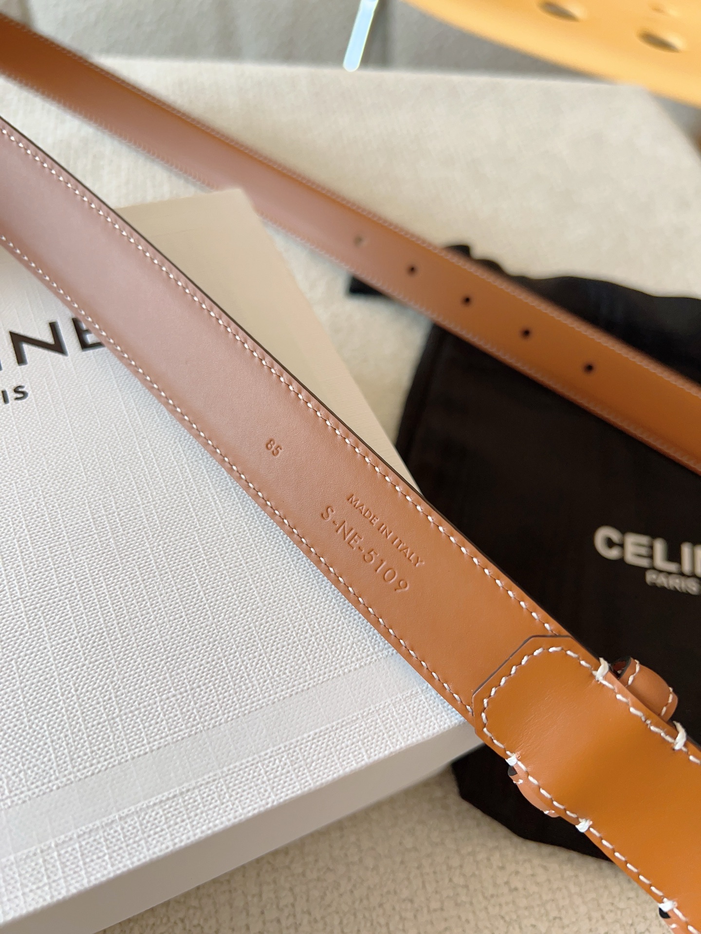 Celine Female Leather Belt Cow Leather Gold 25mm-m-l