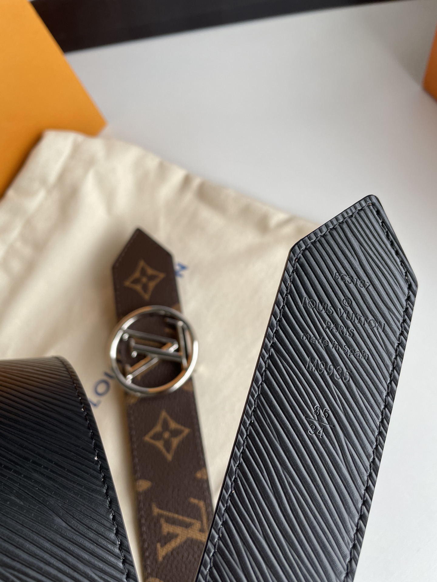 Louis Vuitton Female Basic Belt Cow Leather Gold L