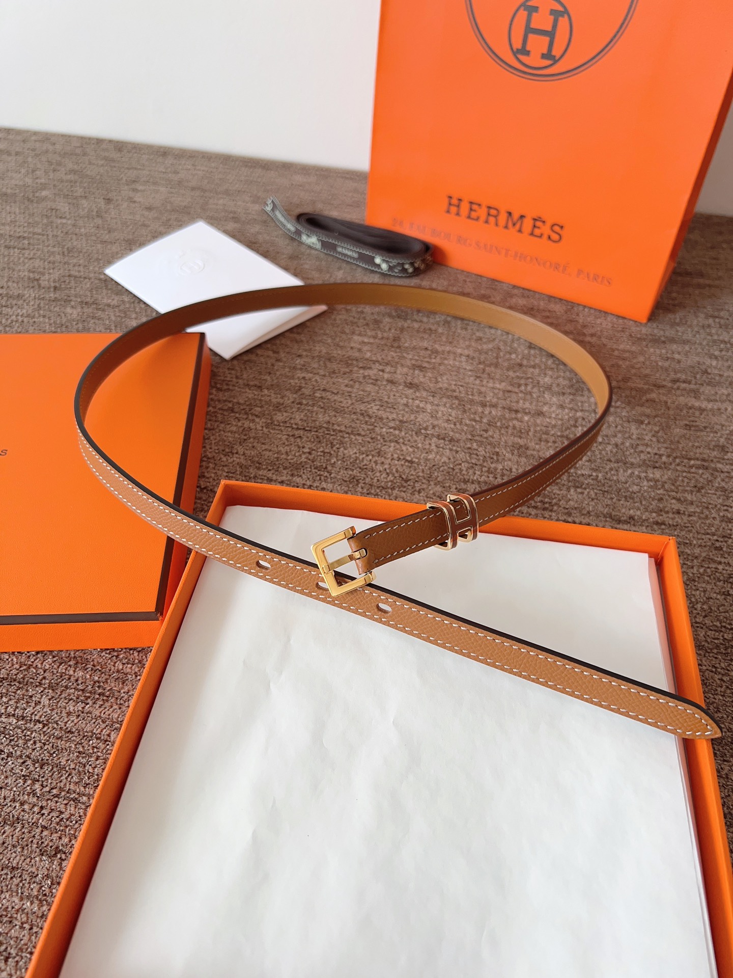 Hermès Female Leather Belt 15mm-l