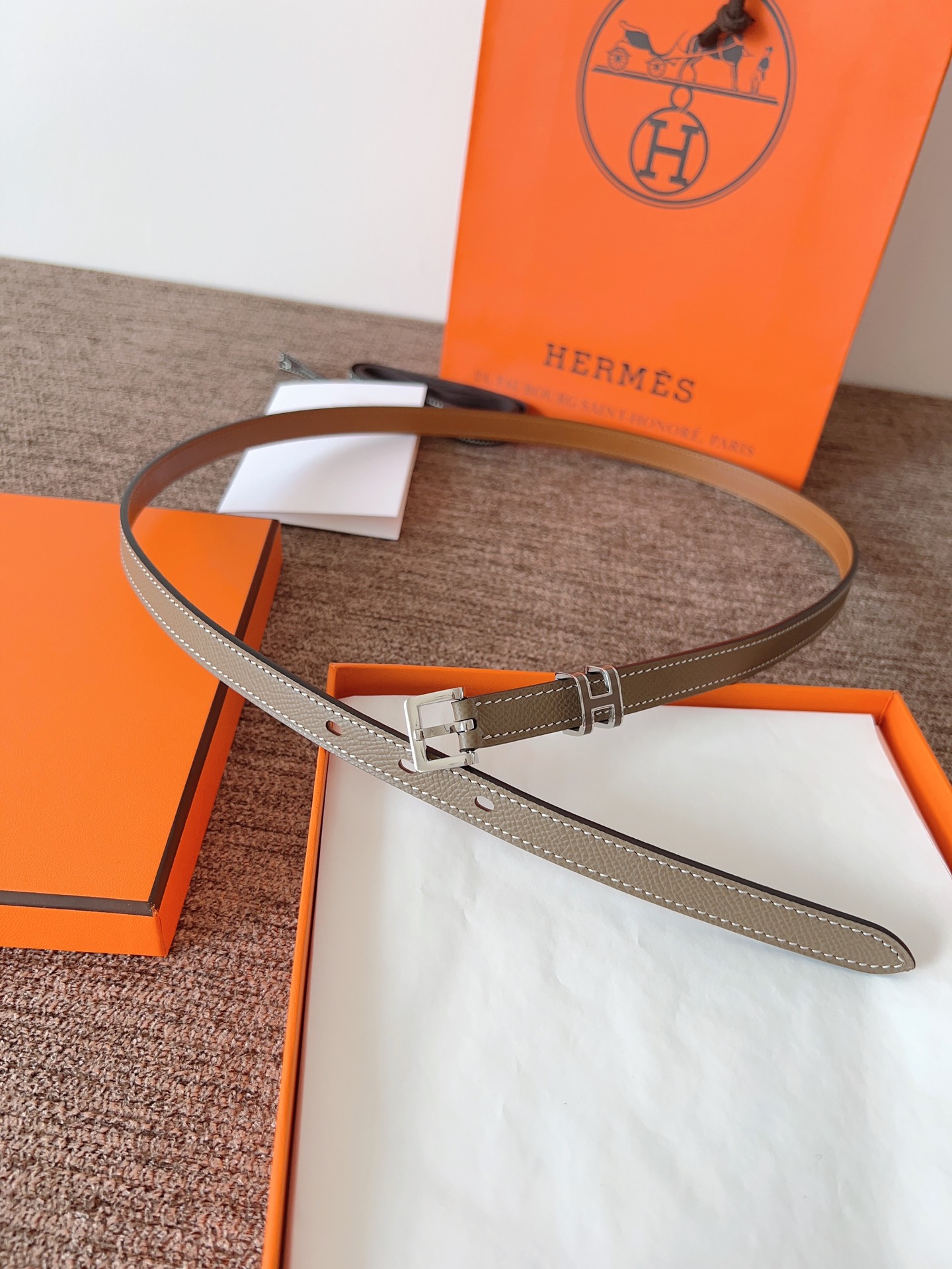 Hermès Female Leather Belt 15mm-l