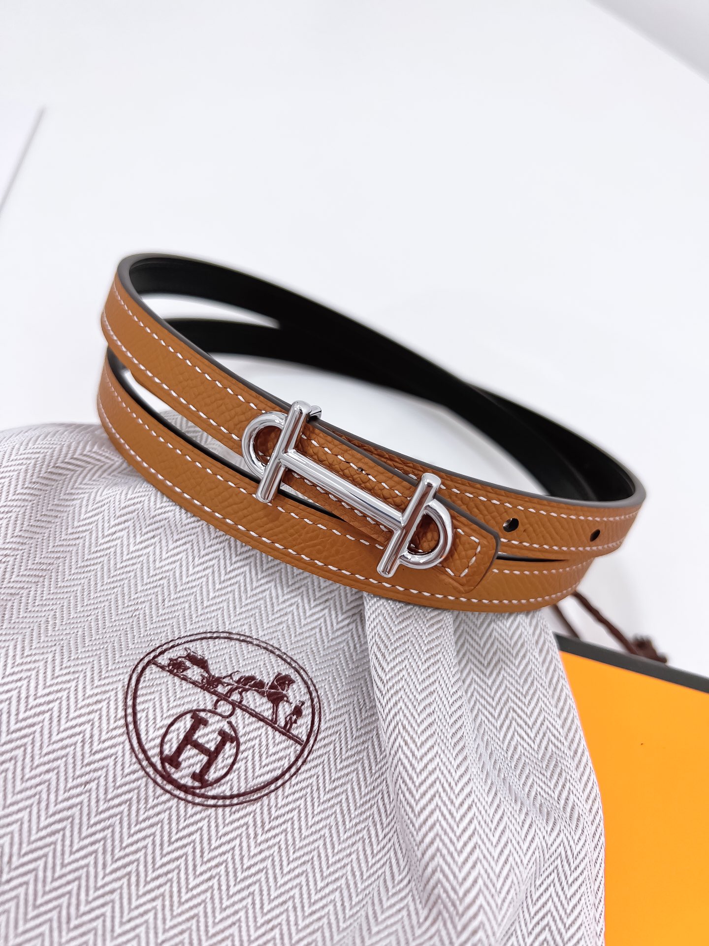 Hermès Female Basic Belt Cow Leather M