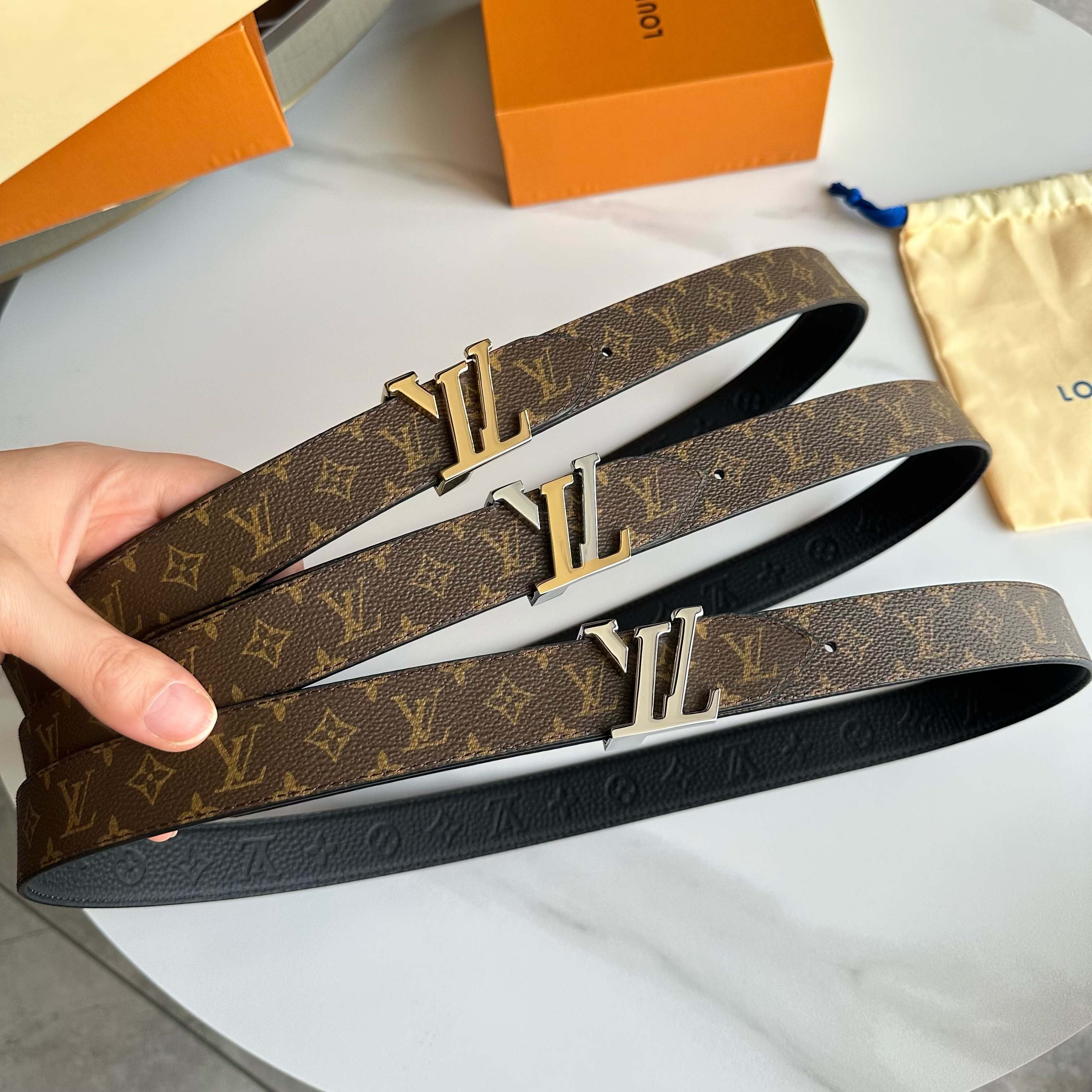 Louis Vuitton Female Basic Belt Cow Leather S-l