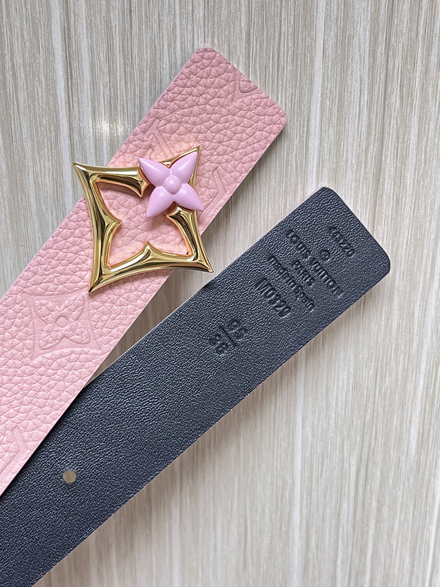 Louis Vuitton Female Basic Belt Cow Leather Black L