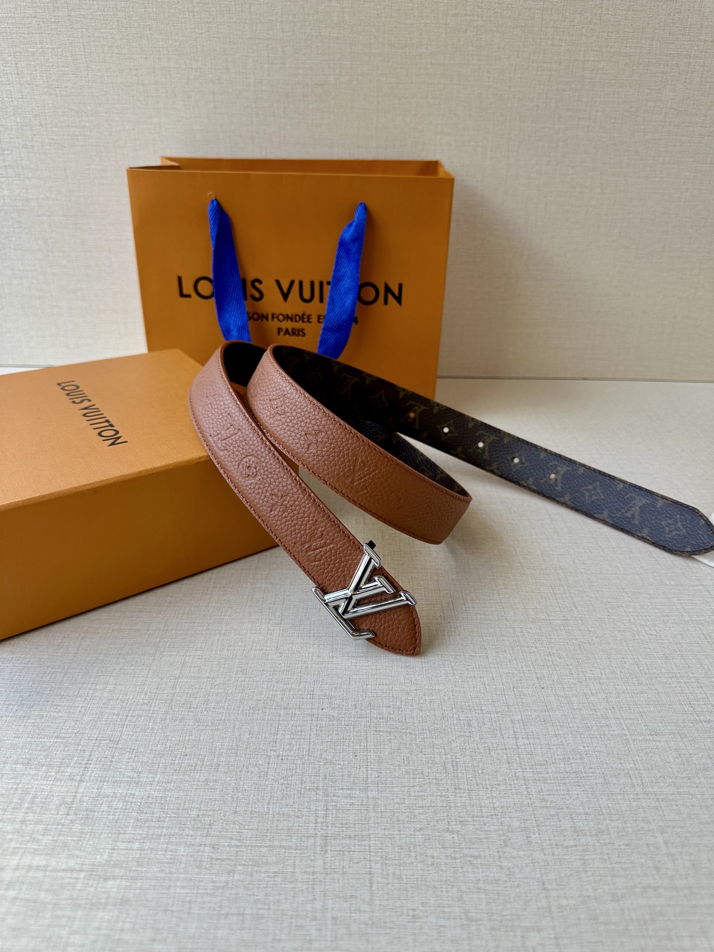 Louis Vuitton Female Basic Belt Canvas M-l
