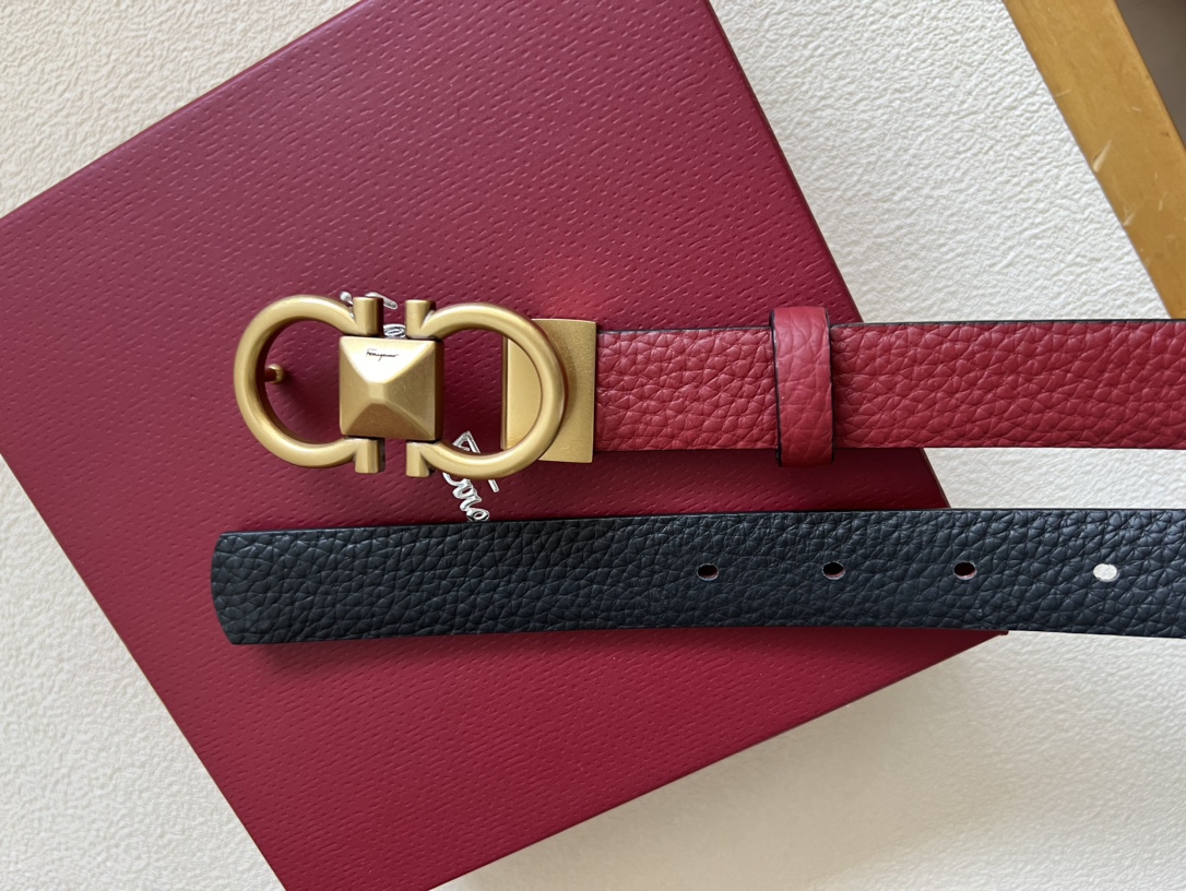 Salvatore Ferragamo Female Leather Belt M