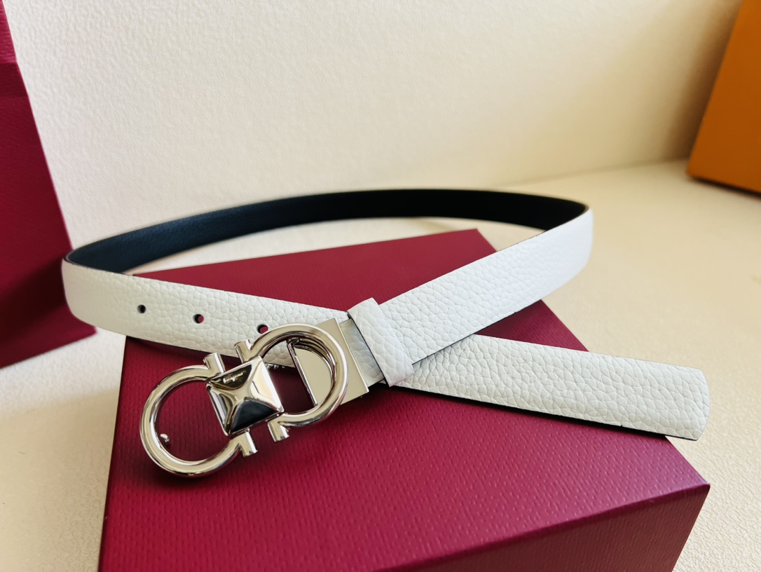 Salvatore Ferragamo Female Leather Belt M