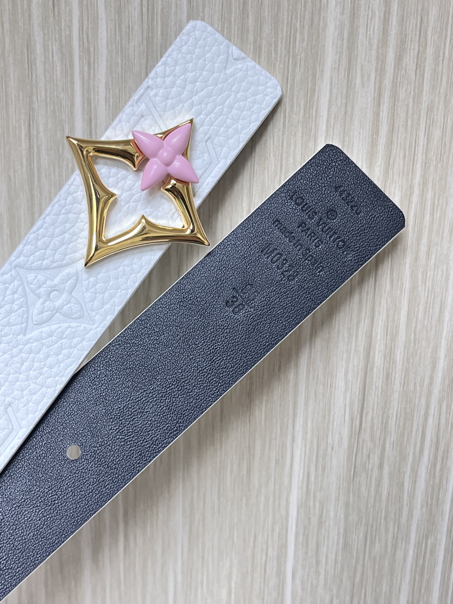Louis Vuitton Female Basic Belt Cow Leather Black L