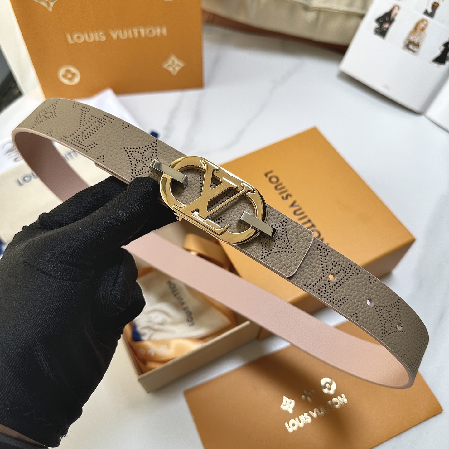 Louis Vuitton Female Basic Belt Cow Leather Gold L