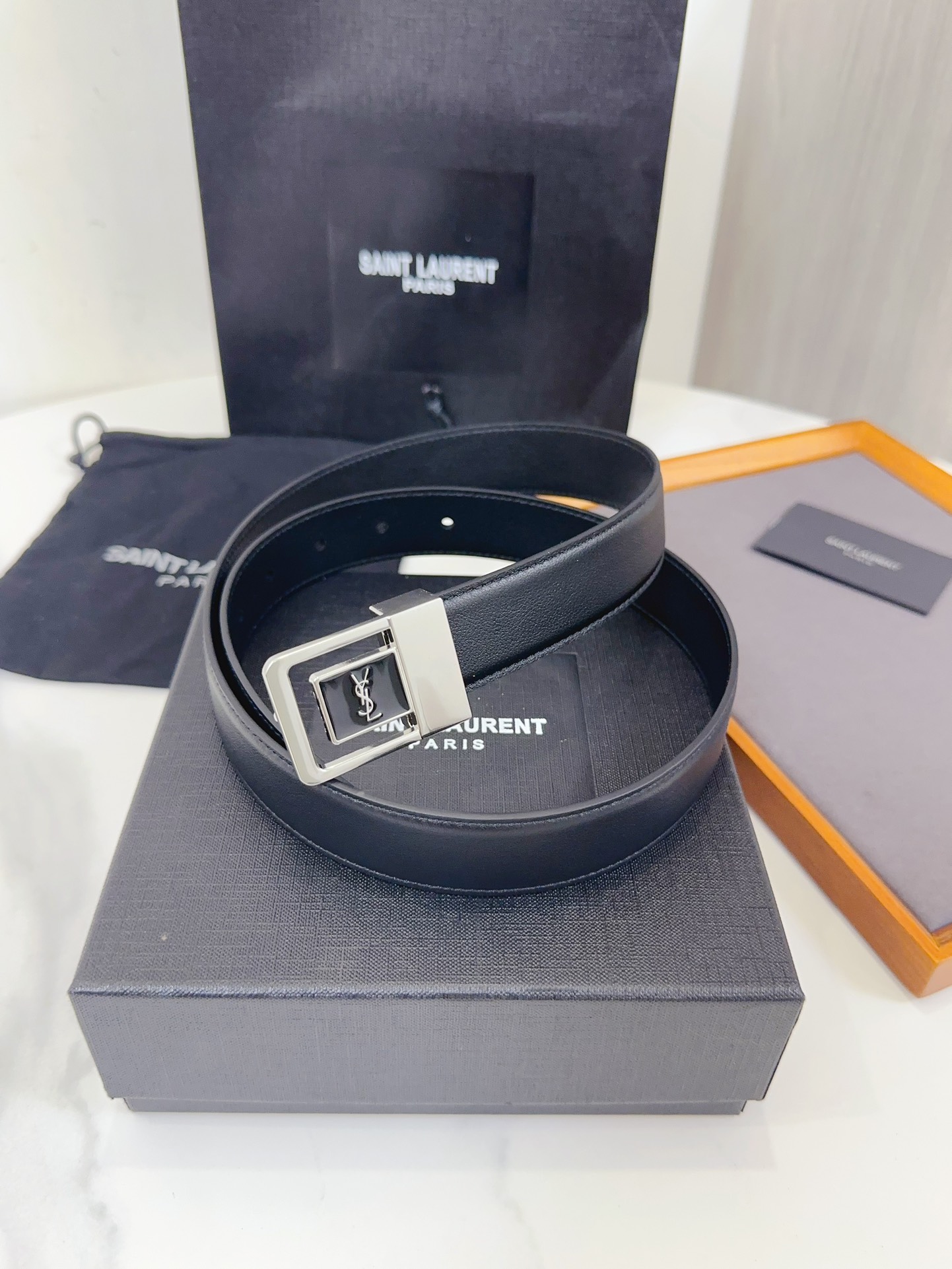 Saint Laurent Female Leather Belt S-m-l