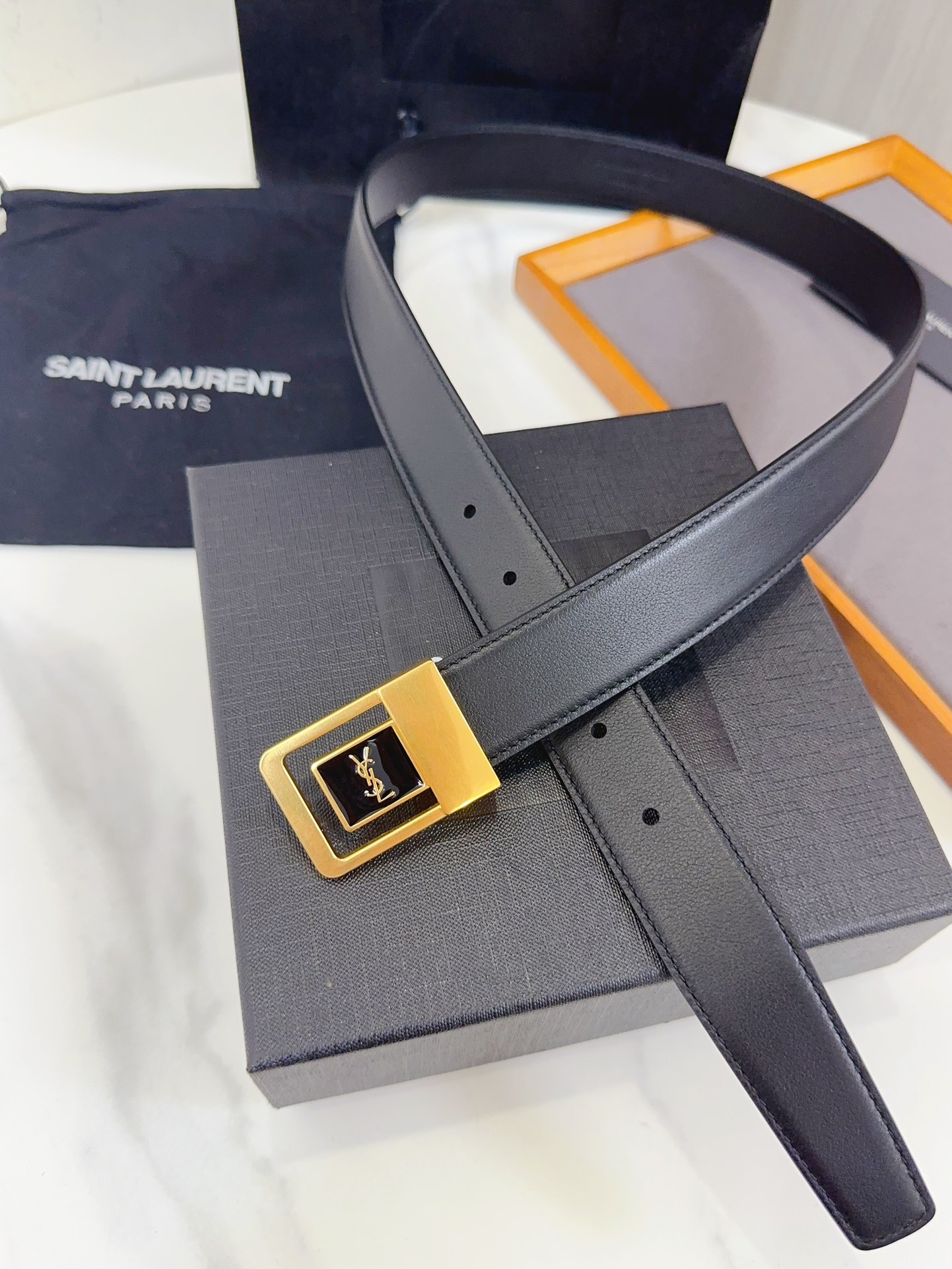 Saint Laurent Female Leather Belt S-m-l
