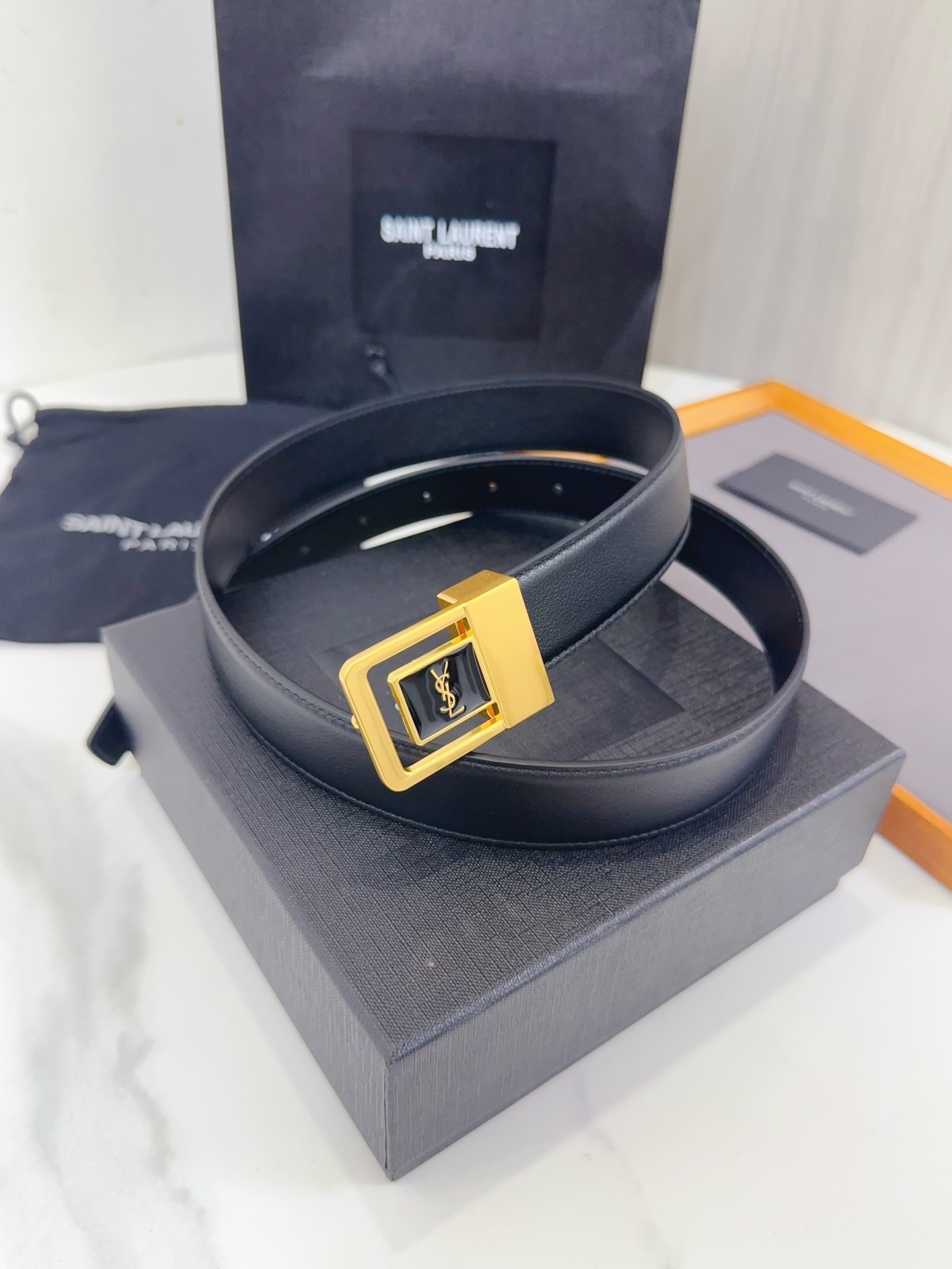 Saint Laurent Female Leather Belt S-m-l