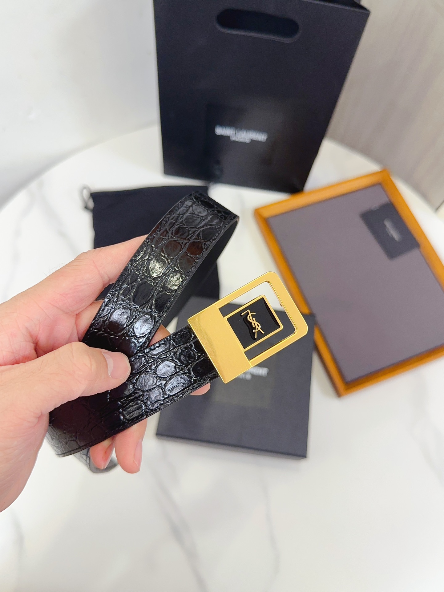 Saint Laurent Female Leather Belt S-m-l