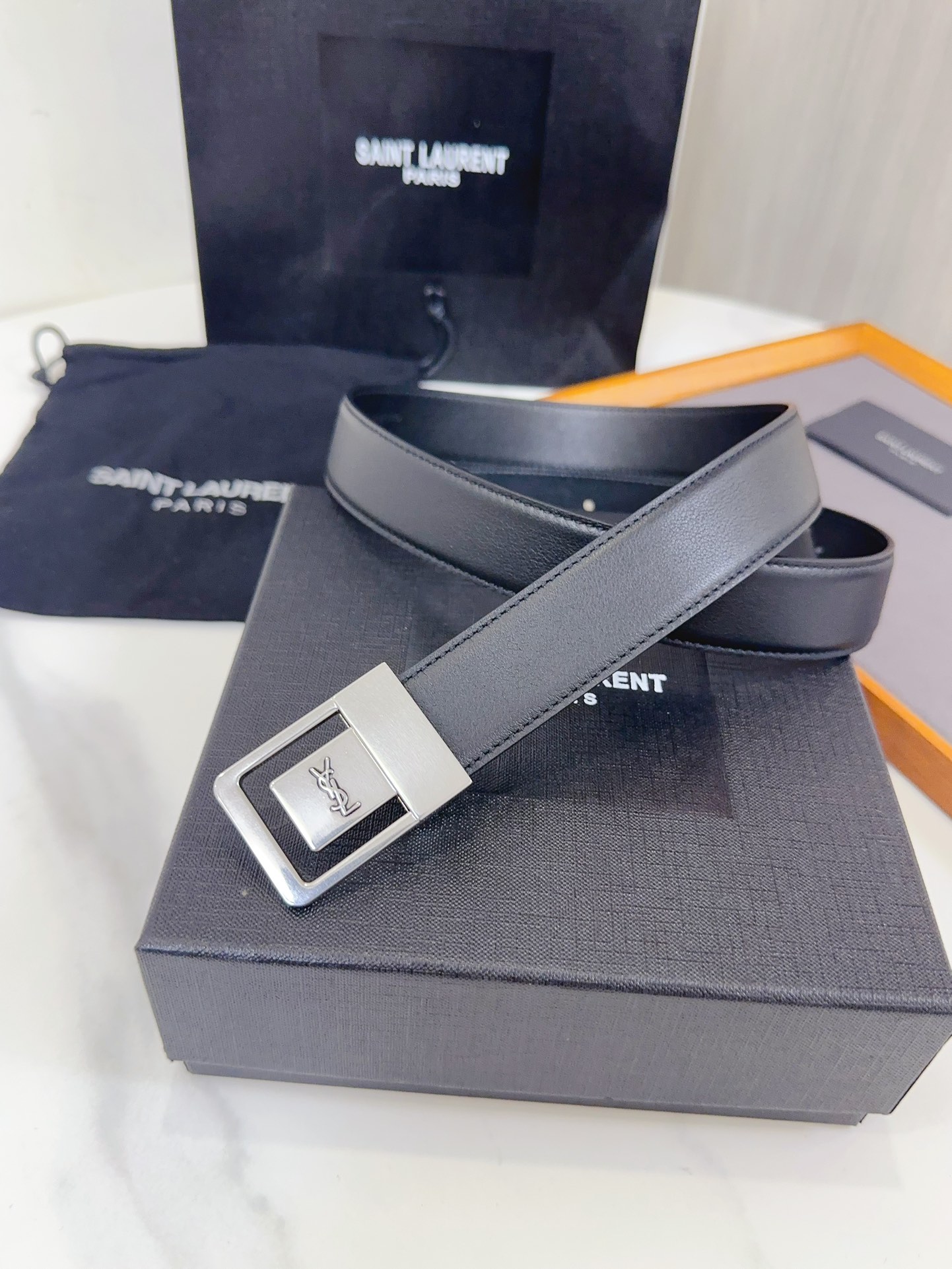 Saint Laurent Female Leather Belt S-m-l